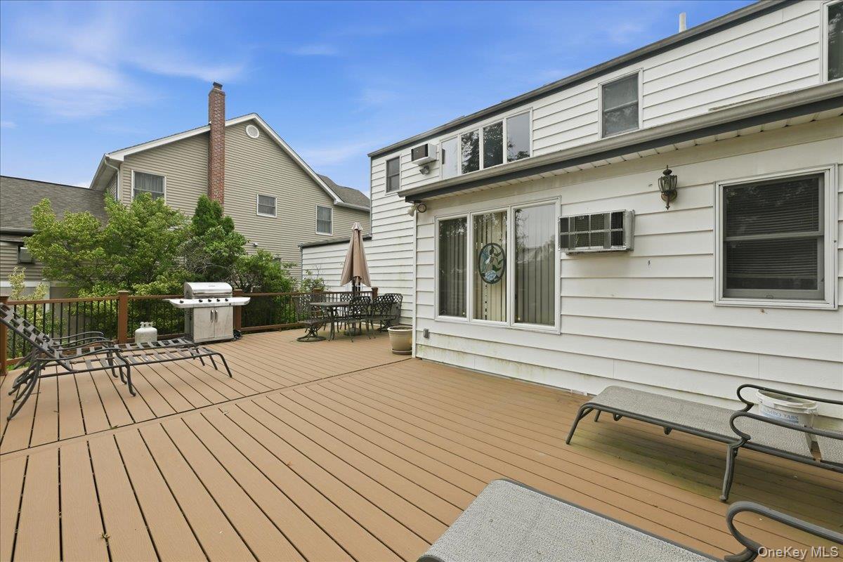 1935 Lenox Avenue Property Photo 27
