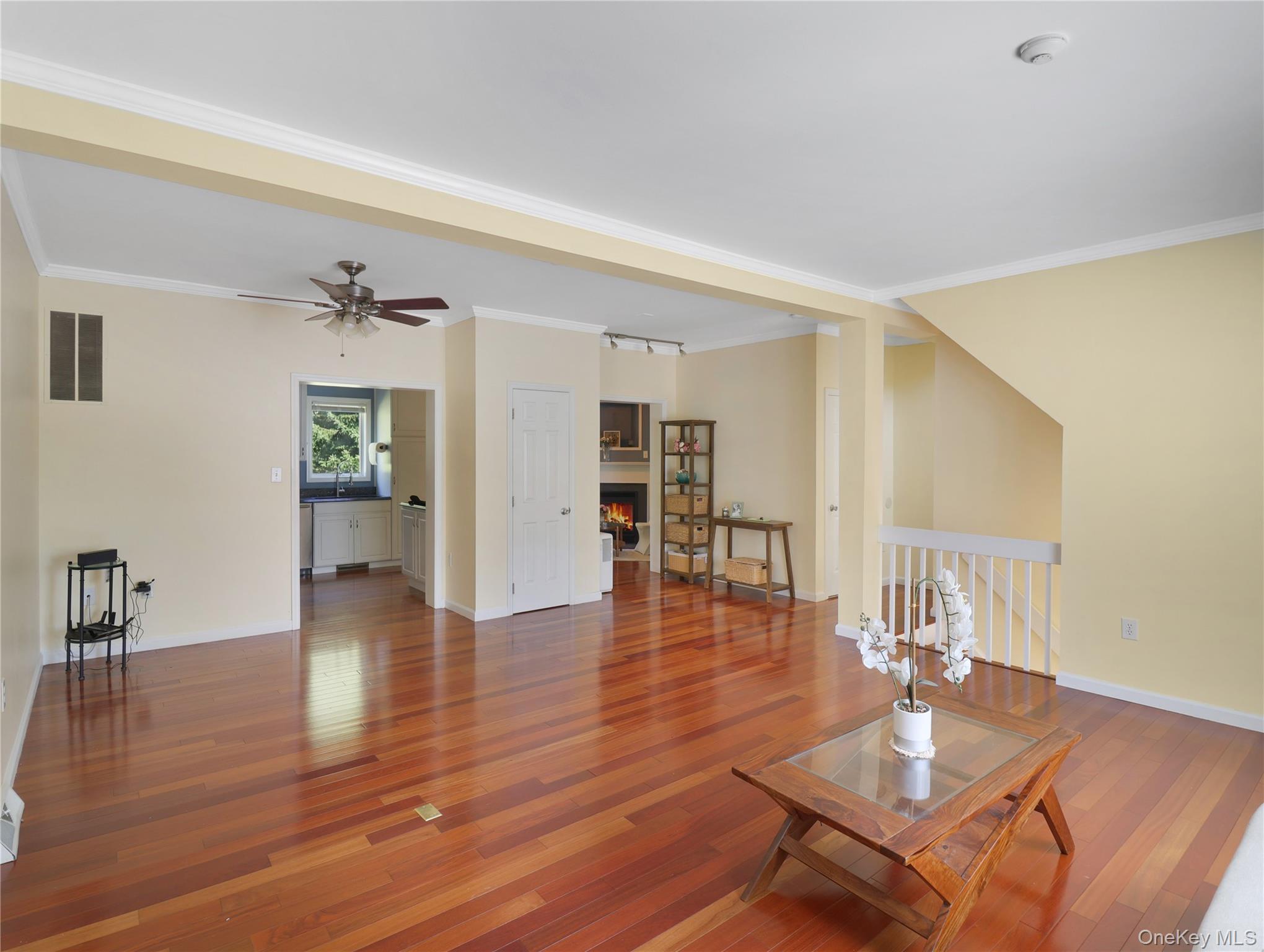 53 Leif Boulevard Property Photo 8