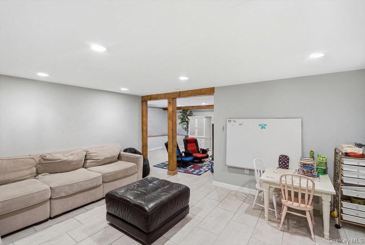 89 Poplar Street Property Photo 26