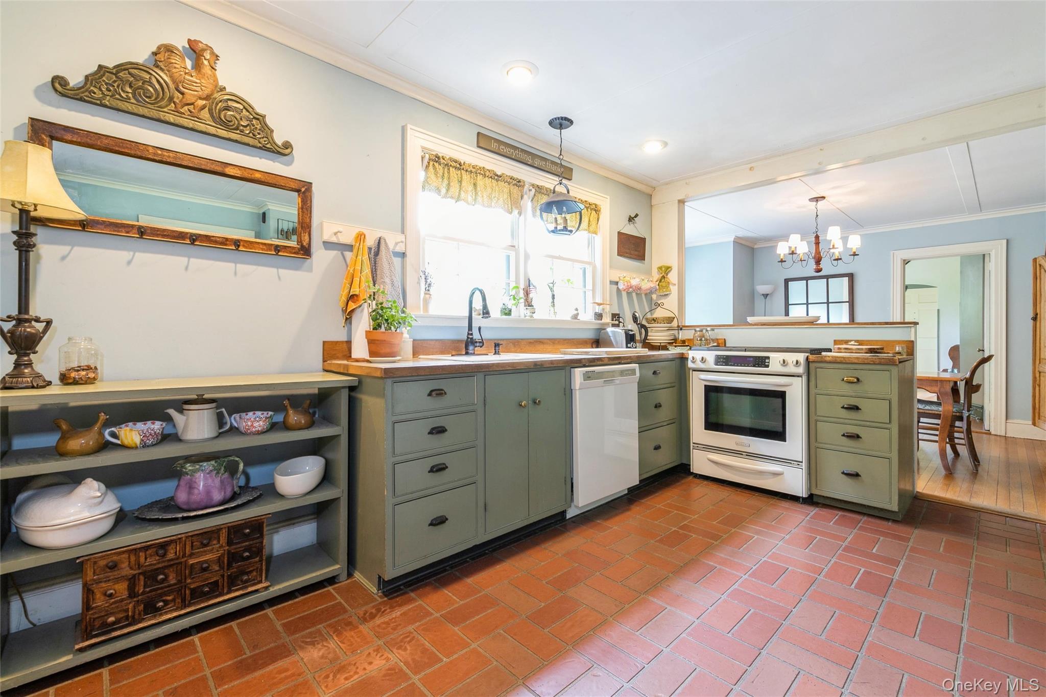 200 Greene Avenue Property Photo 16