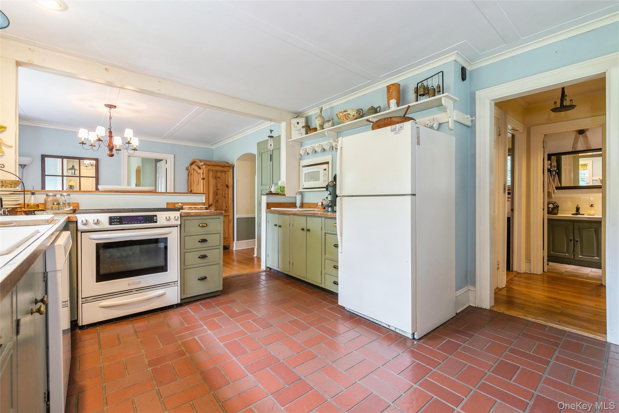 200 Greene Avenue Property Photo 17