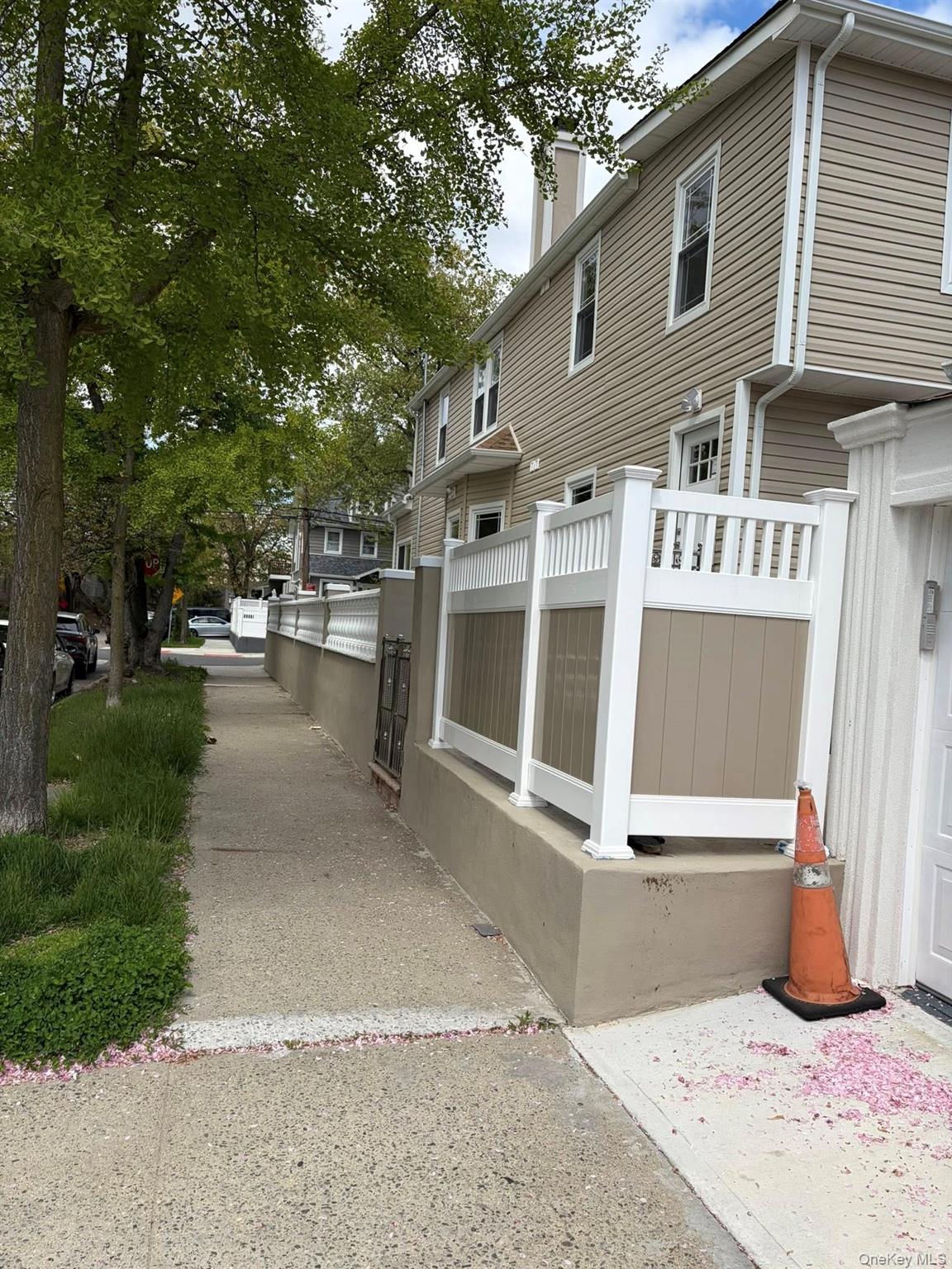 11481 114th Street Property Photo 2