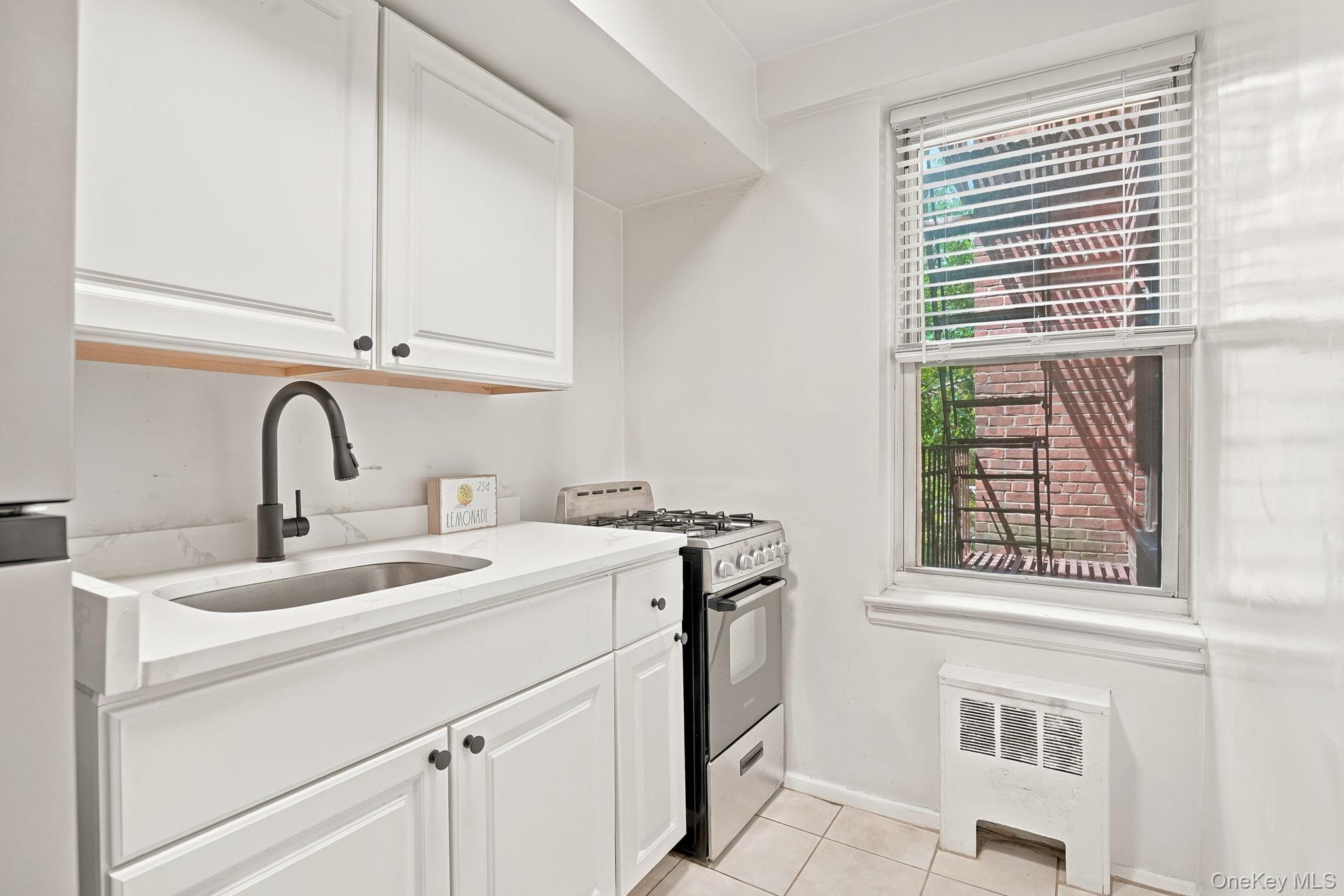 10 Franklin Avenue 3e Property Photo 8