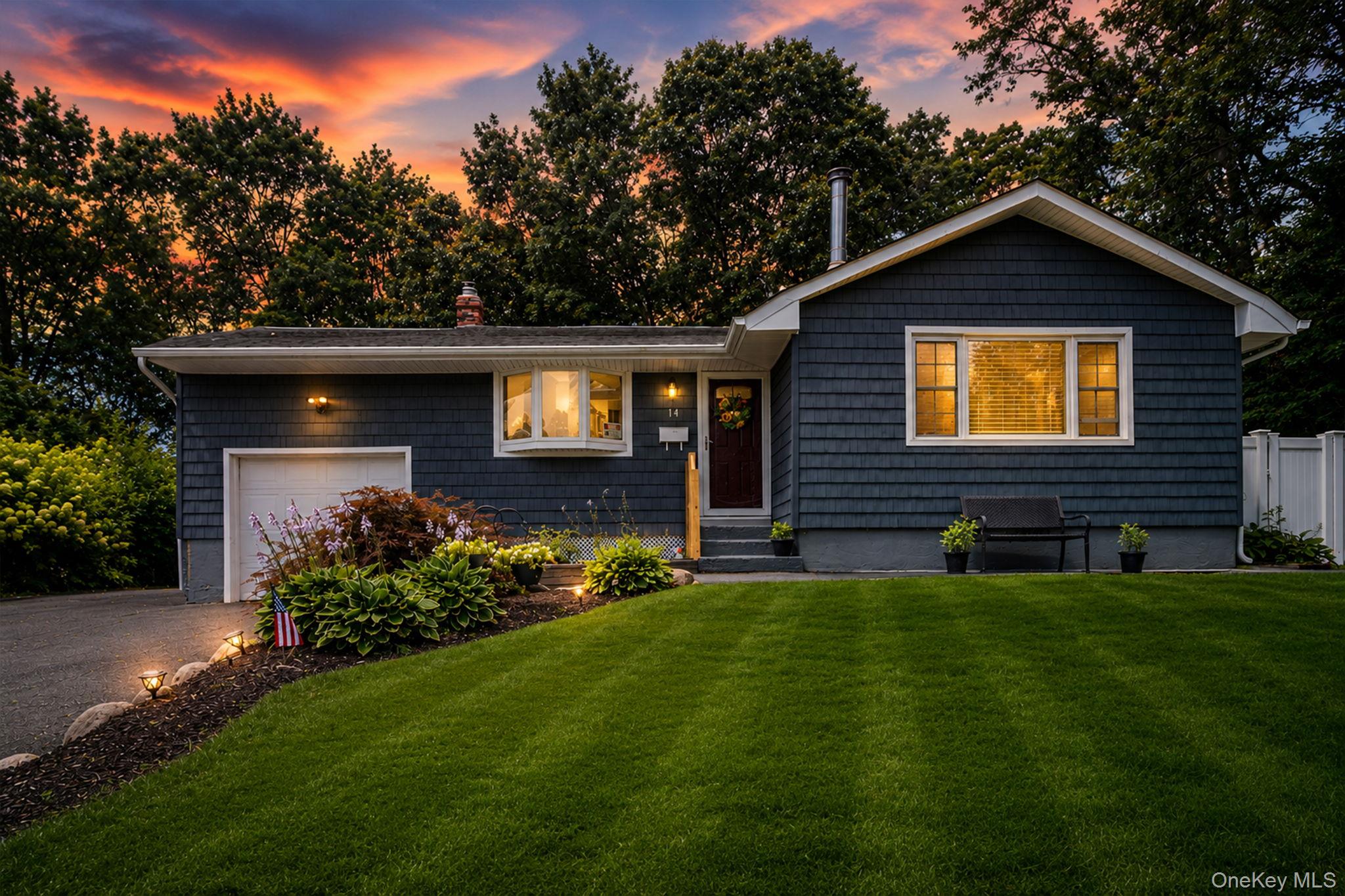14 Antler Lane Property Photo 4