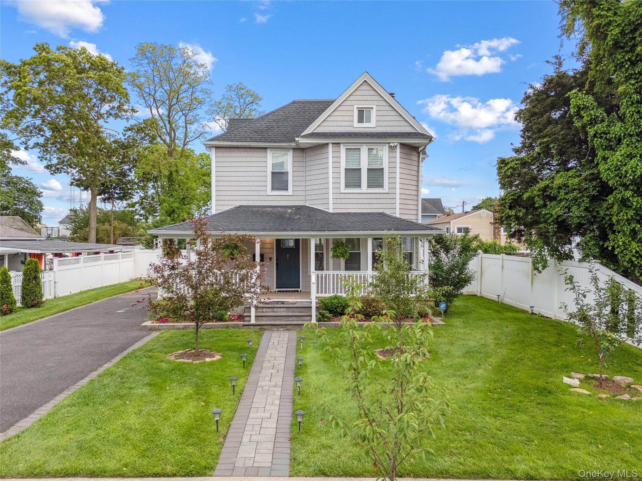 81 Pearsall Avenue Property Photo 16