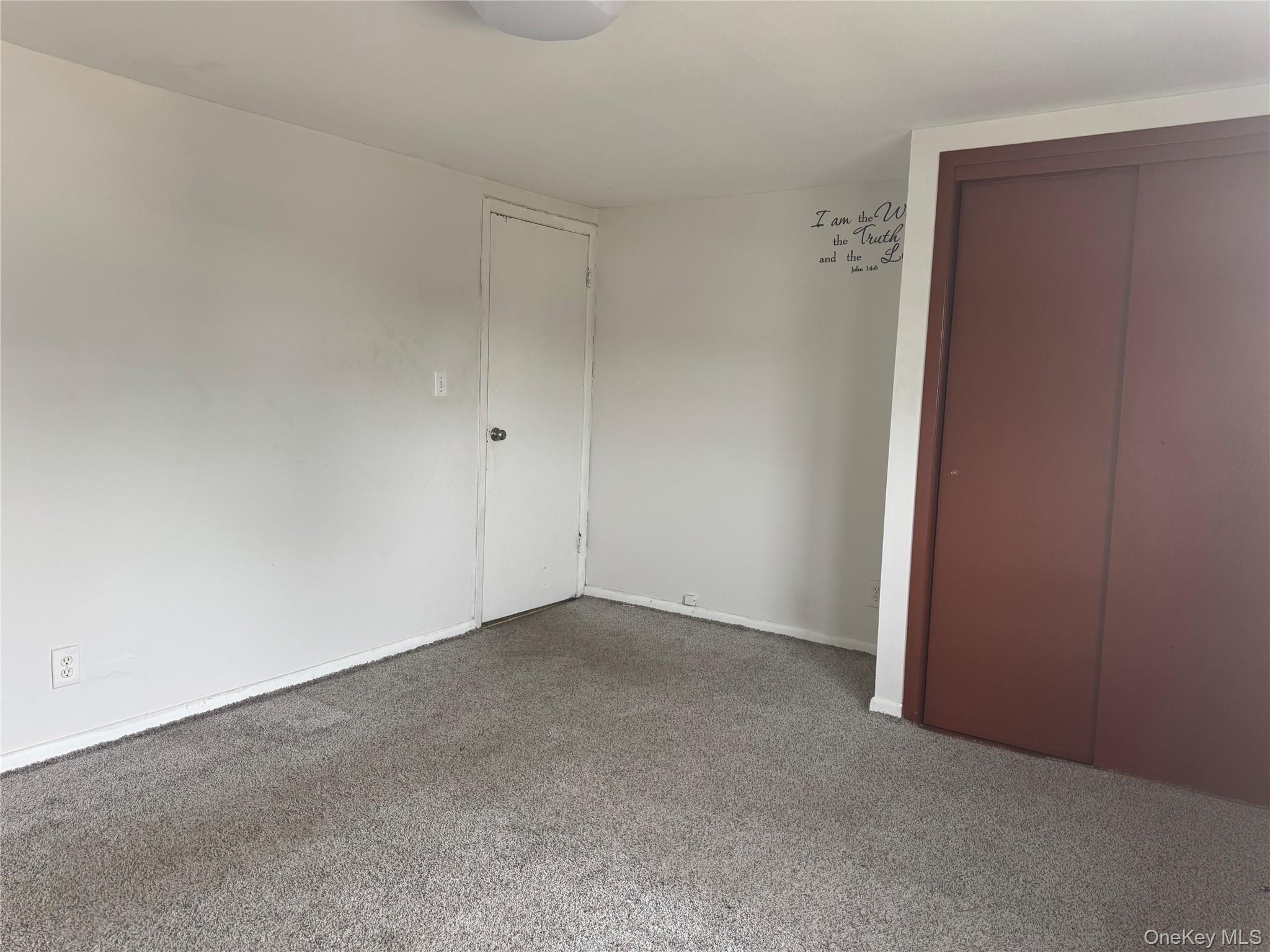 124 Parkdale Drive Property Photo 25