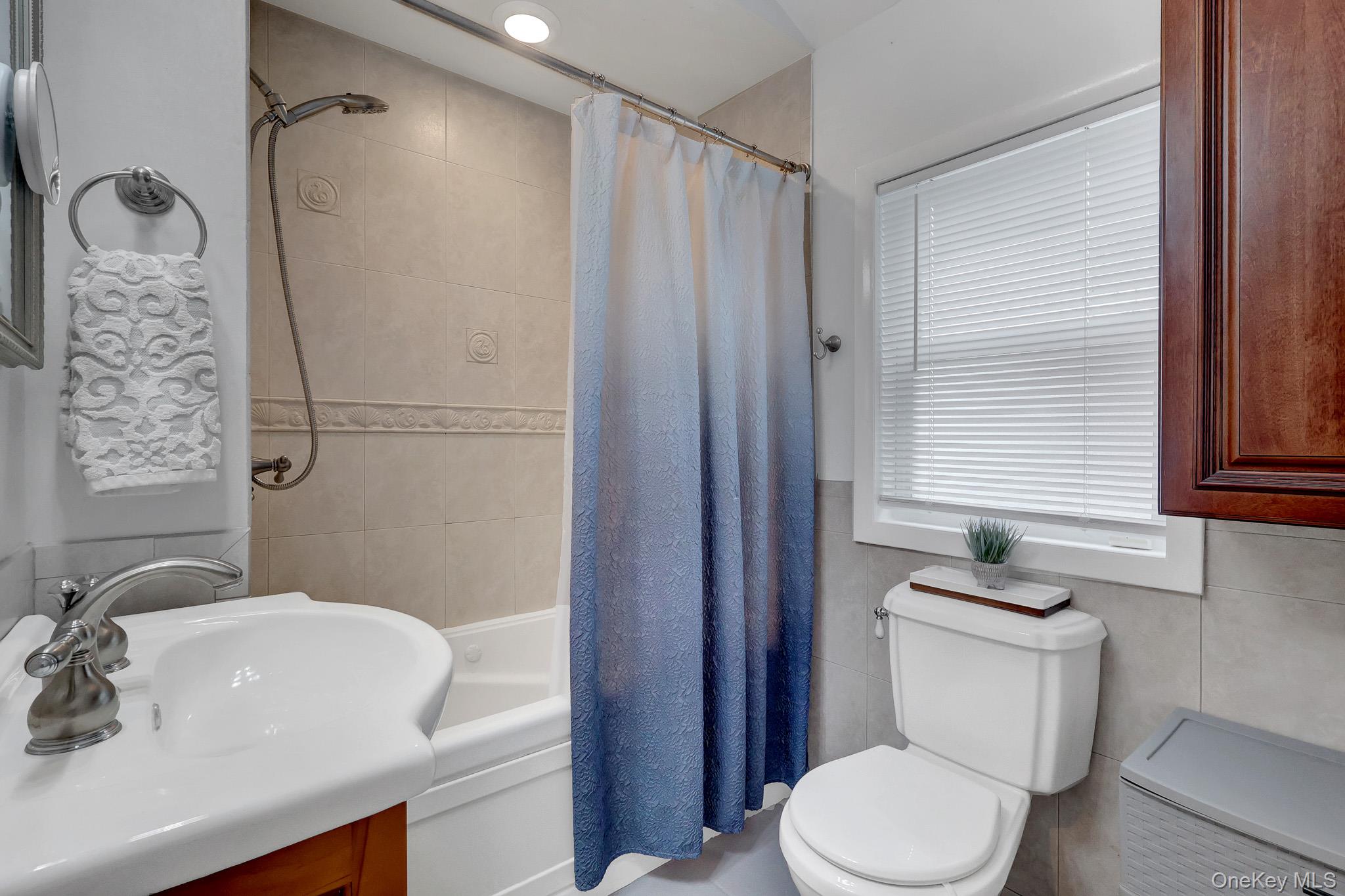 629 East Drive Property Photo 17