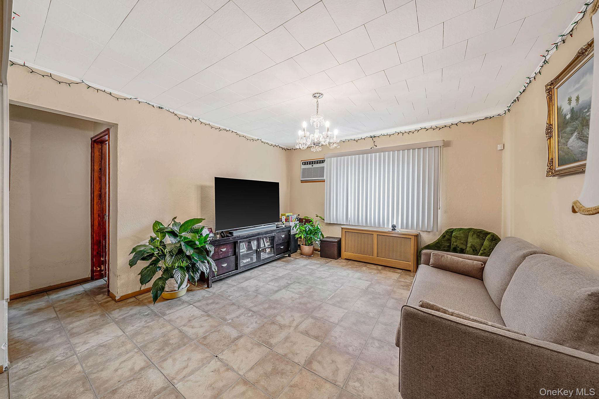 8602 241st Street Property Photo 5