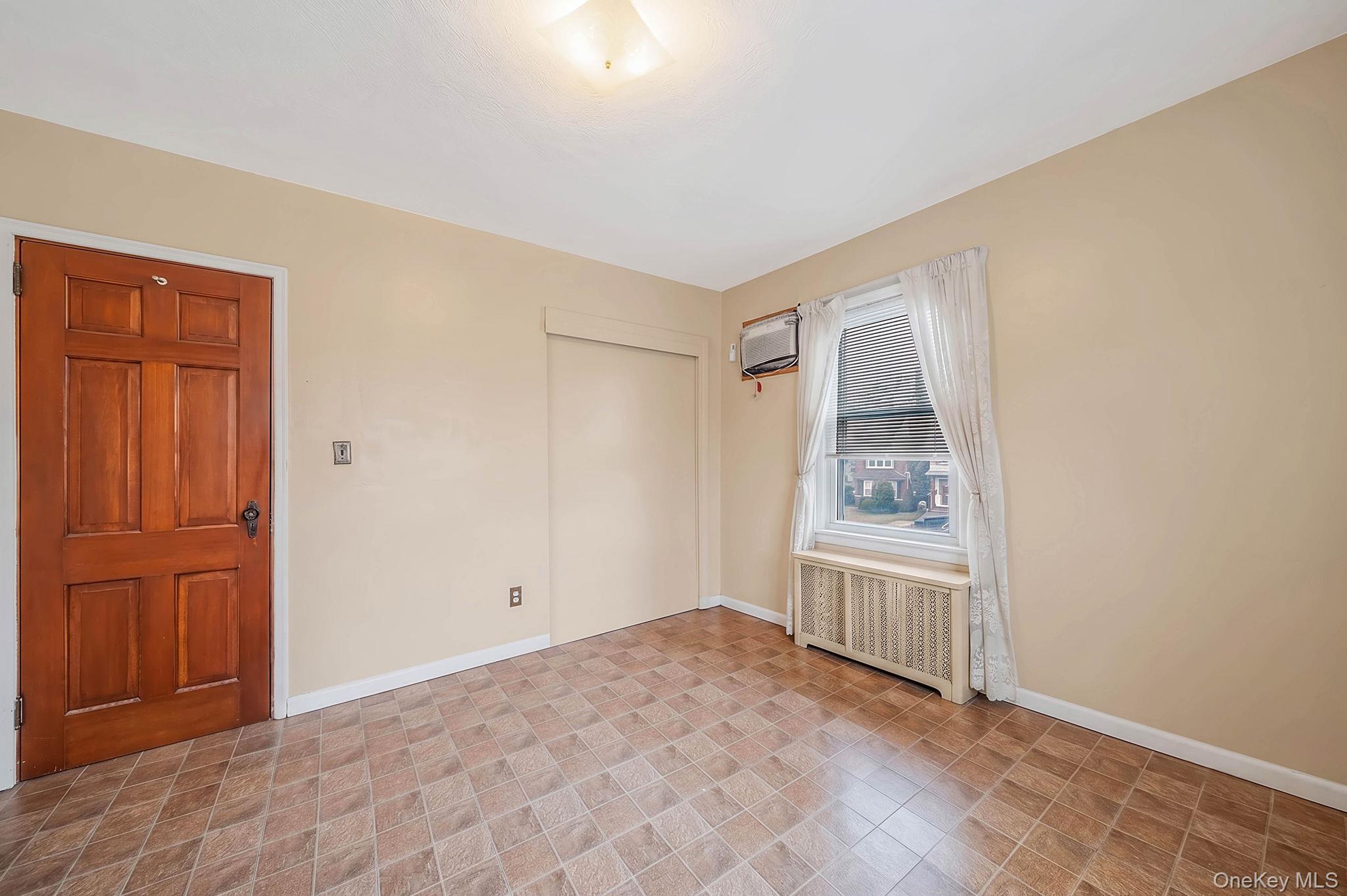 8602 241st Street Property Photo 9