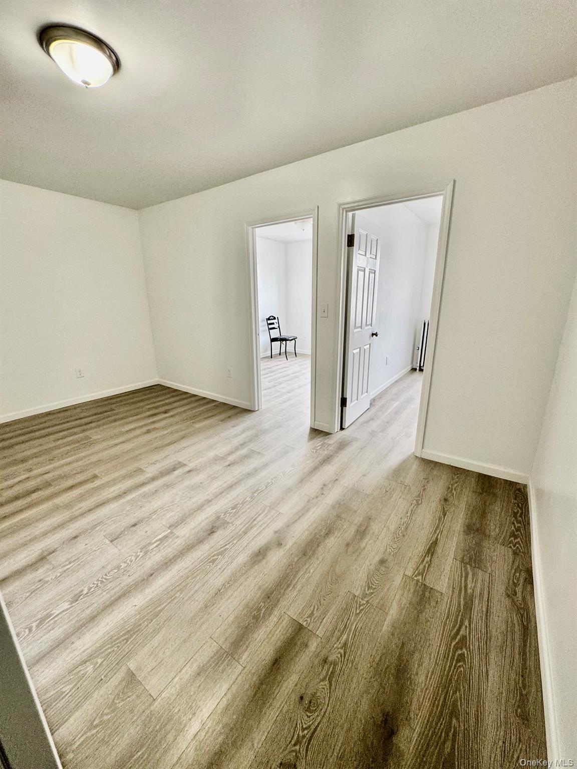 320 Jericho Turnpike 2b Property Photo 10