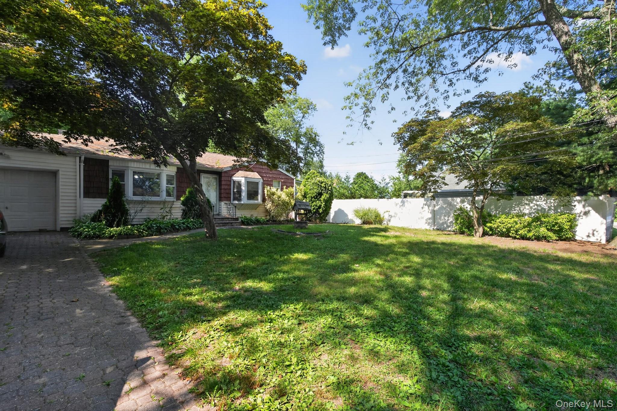 3 Hickory Place Property Photo 2