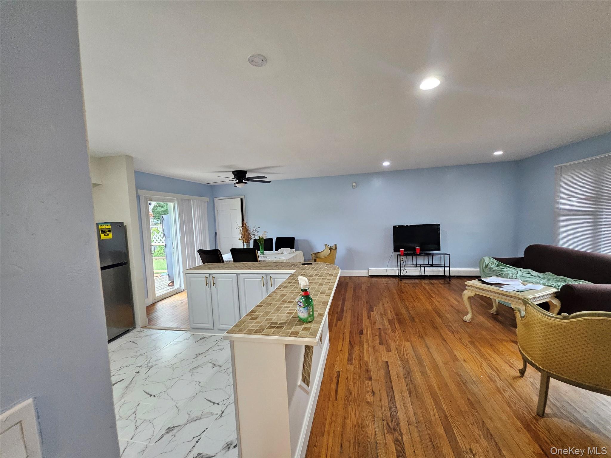 182 New York Avenue Property Photo 7