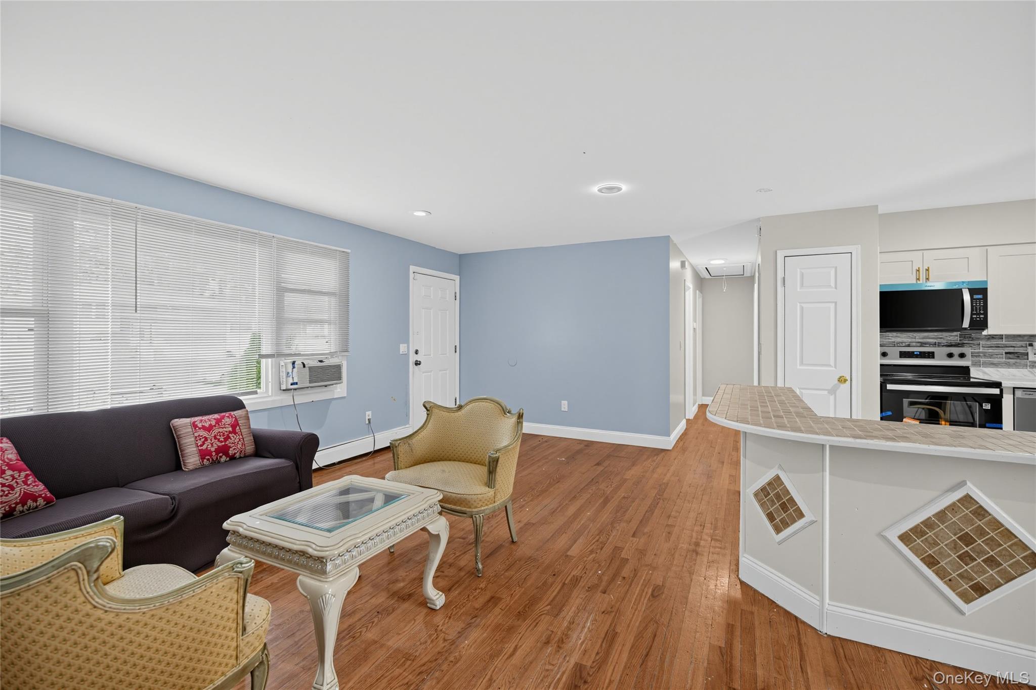 182 New York Avenue Property Photo 15
