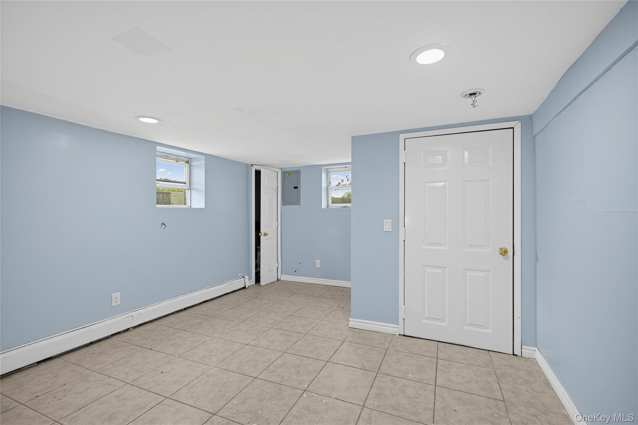 182 New York Avenue Property Photo 28
