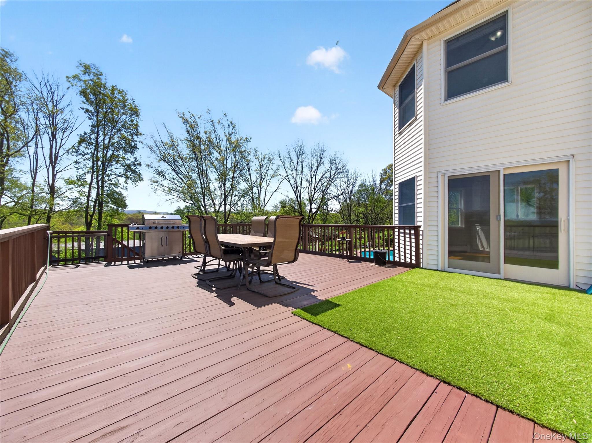 18 Almond Tree Lane Property Photo 13