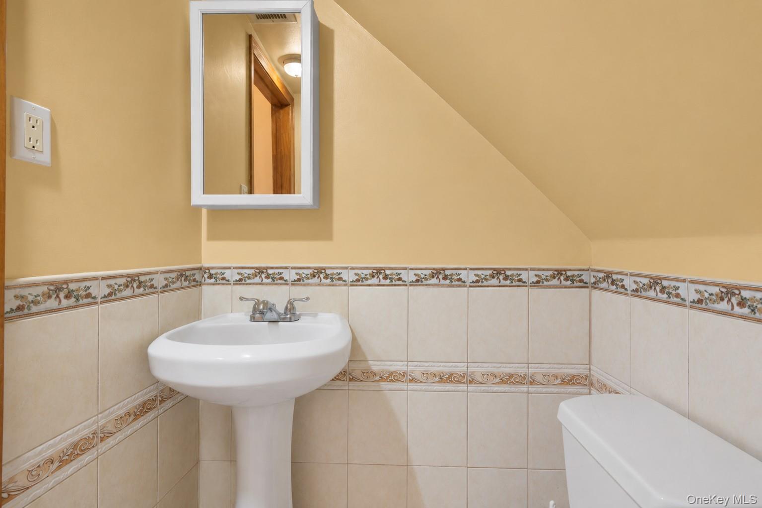 2280 Lyon Avenue Property Photo 12