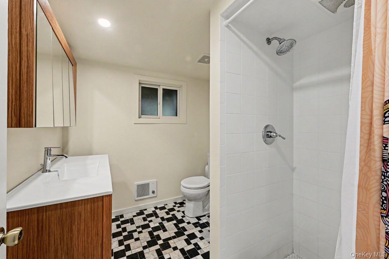 394 N Salem Road Property Photo 16