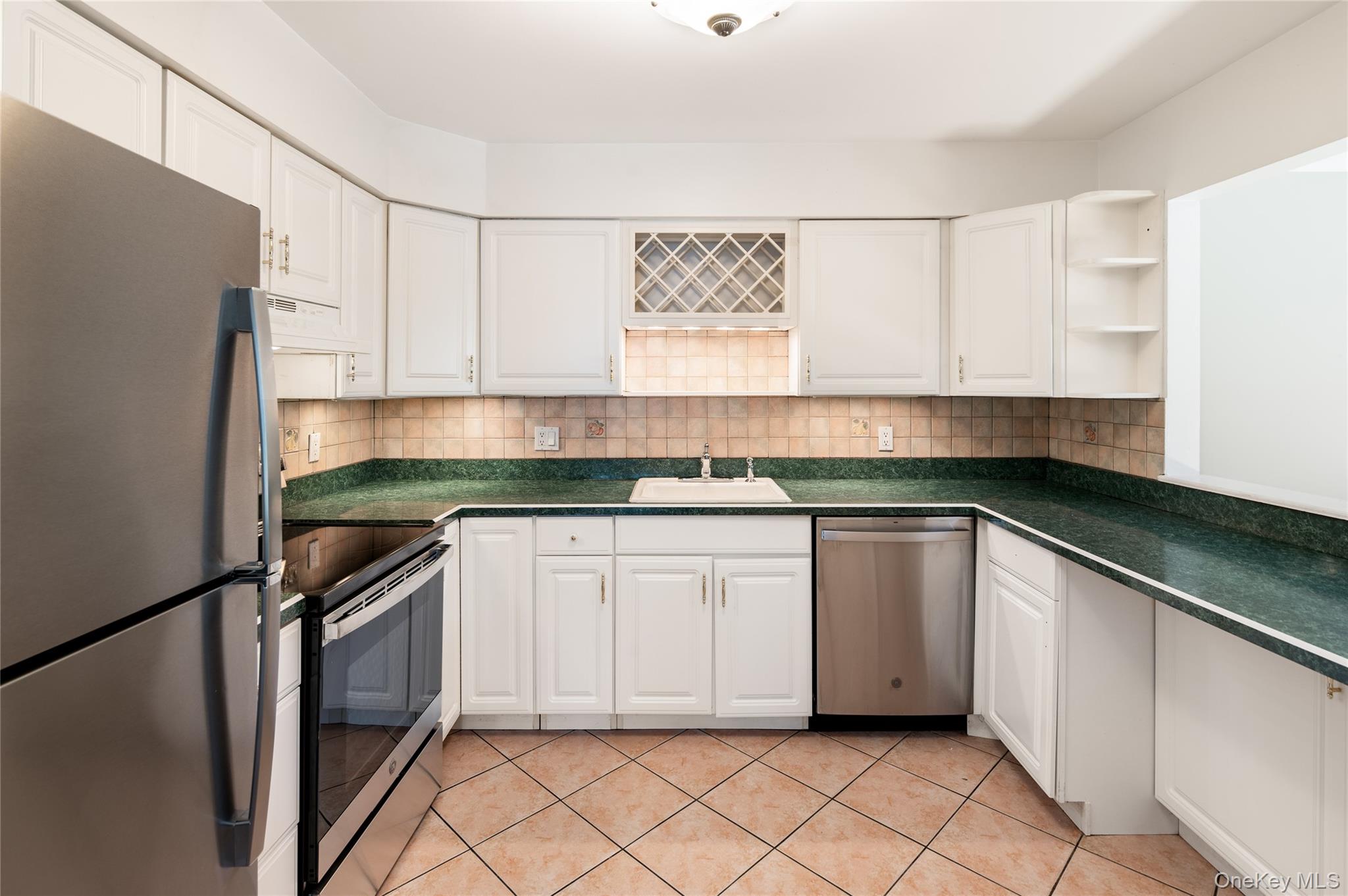 1804 Regent Drive Property Photo 7
