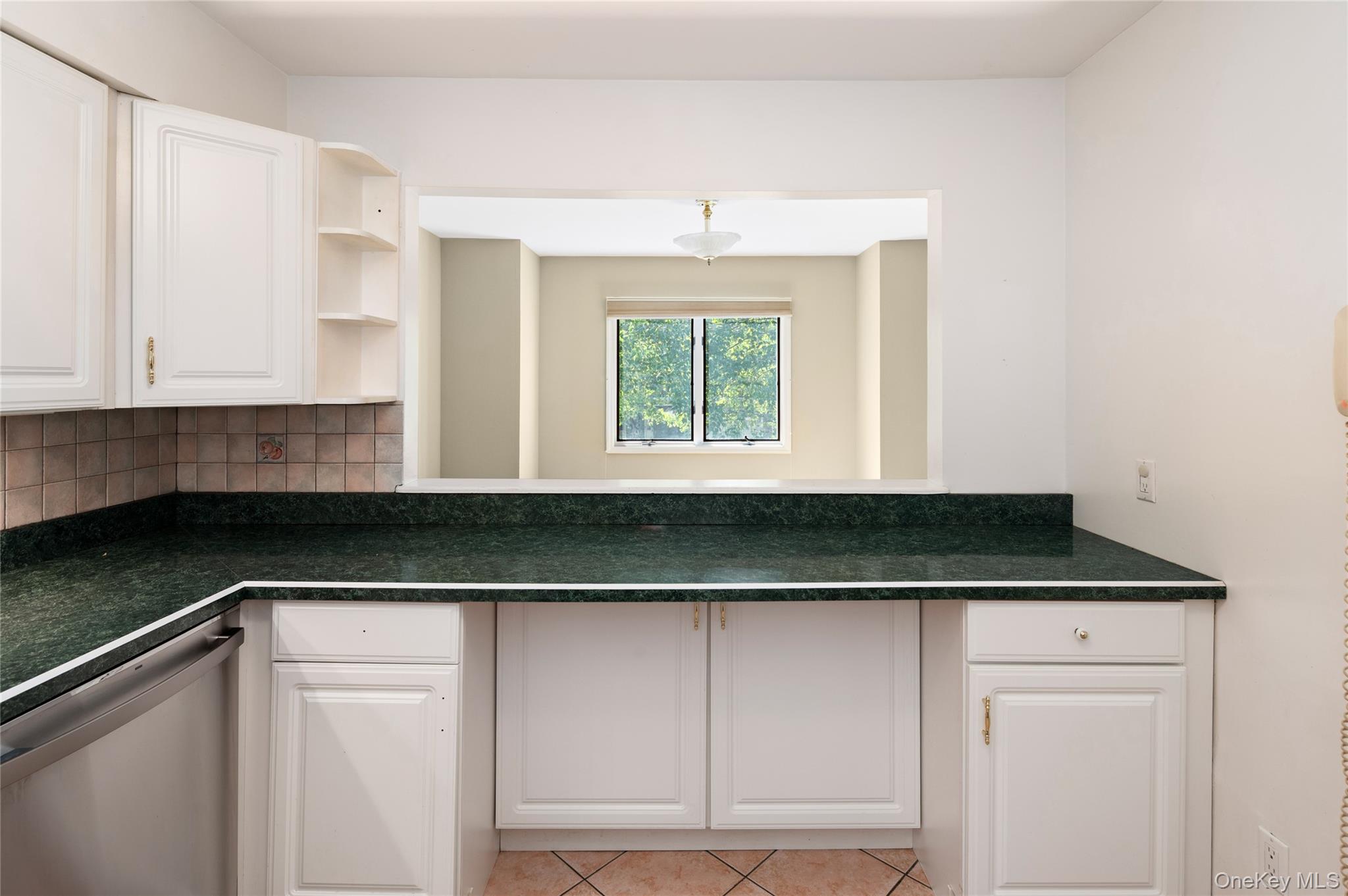 1804 Regent Drive Property Photo 8