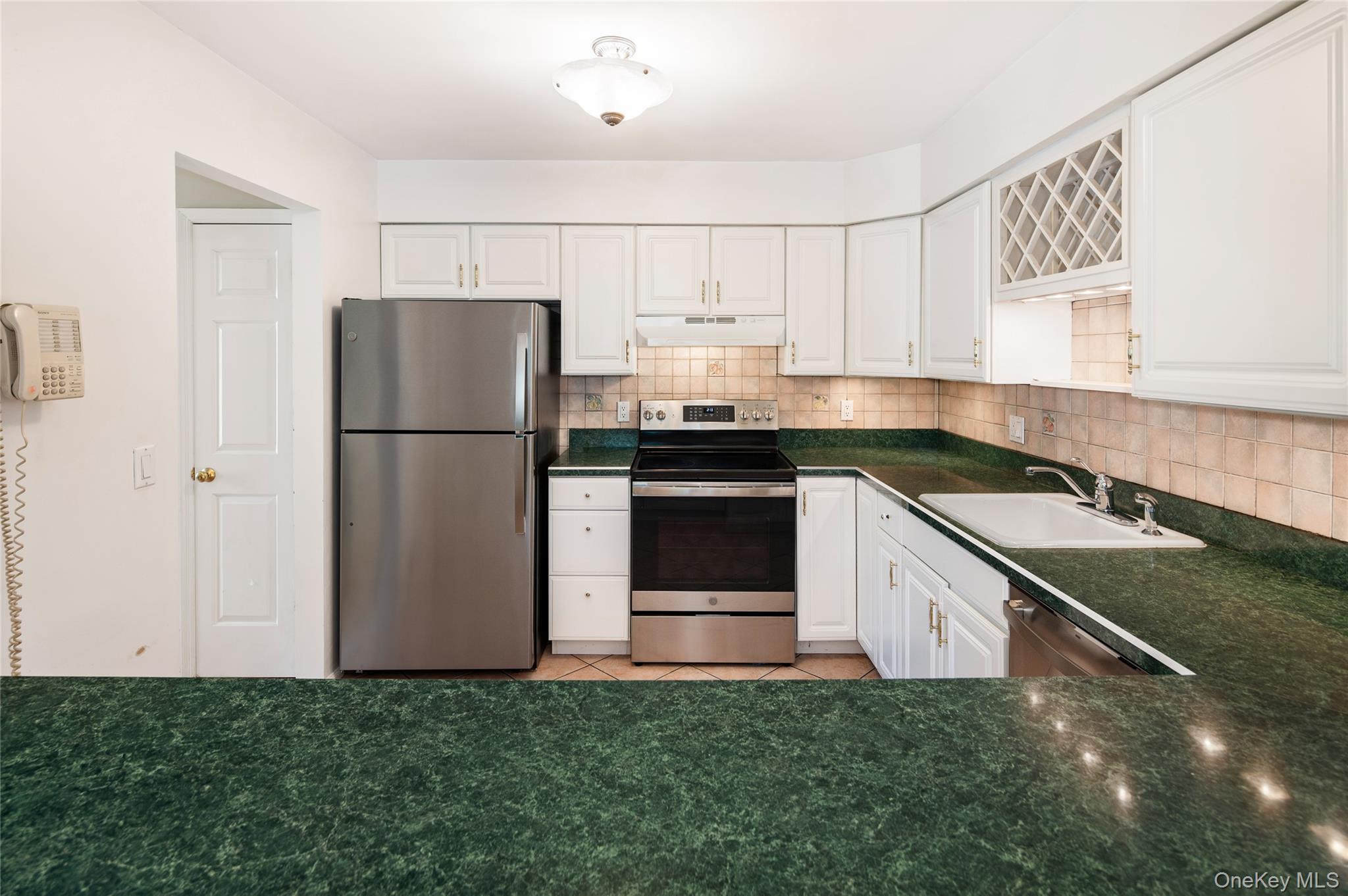 1804 Regent Drive Property Photo 9