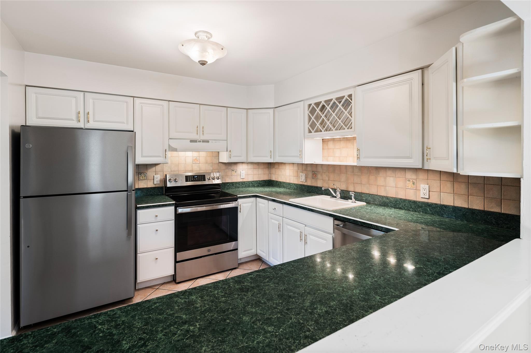 1804 Regent Drive Property Photo 10