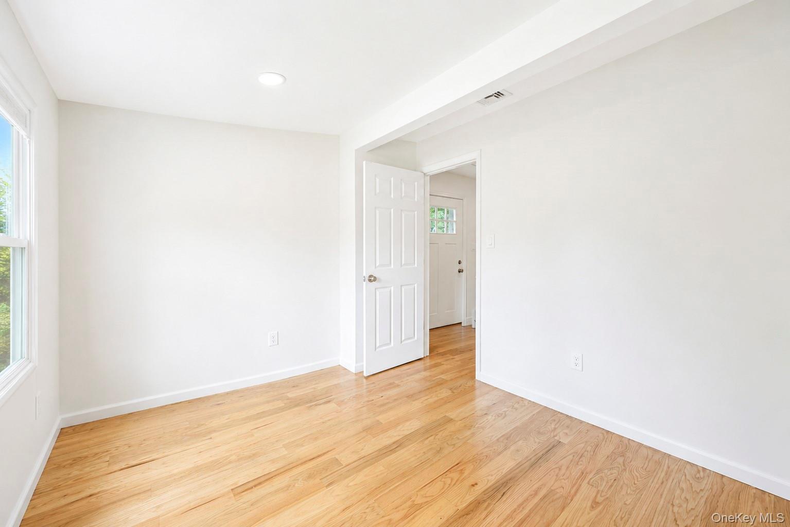 31 Oakland Avenue Property Photo 35