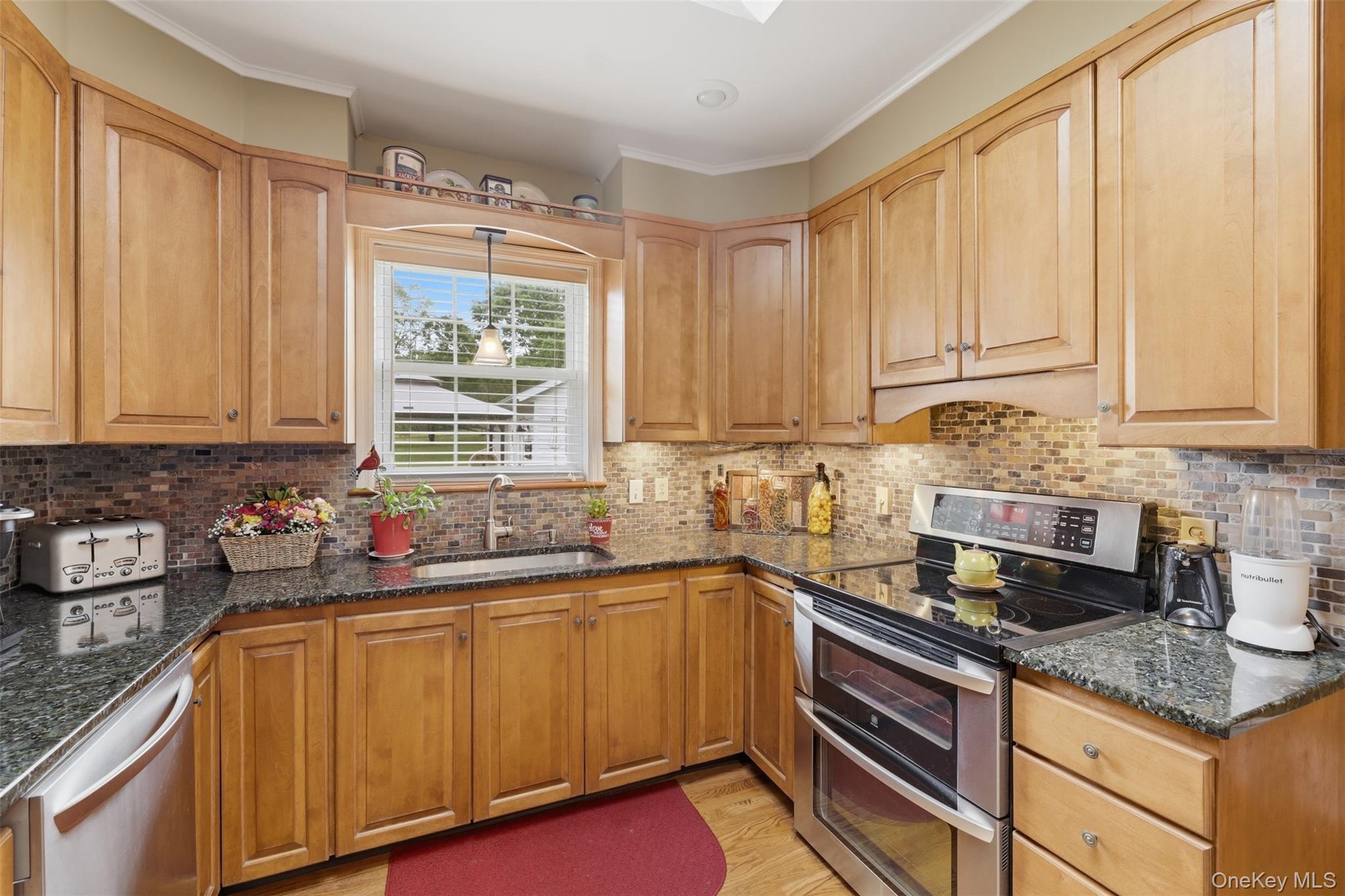 6 Country Club Road Property Photo 10