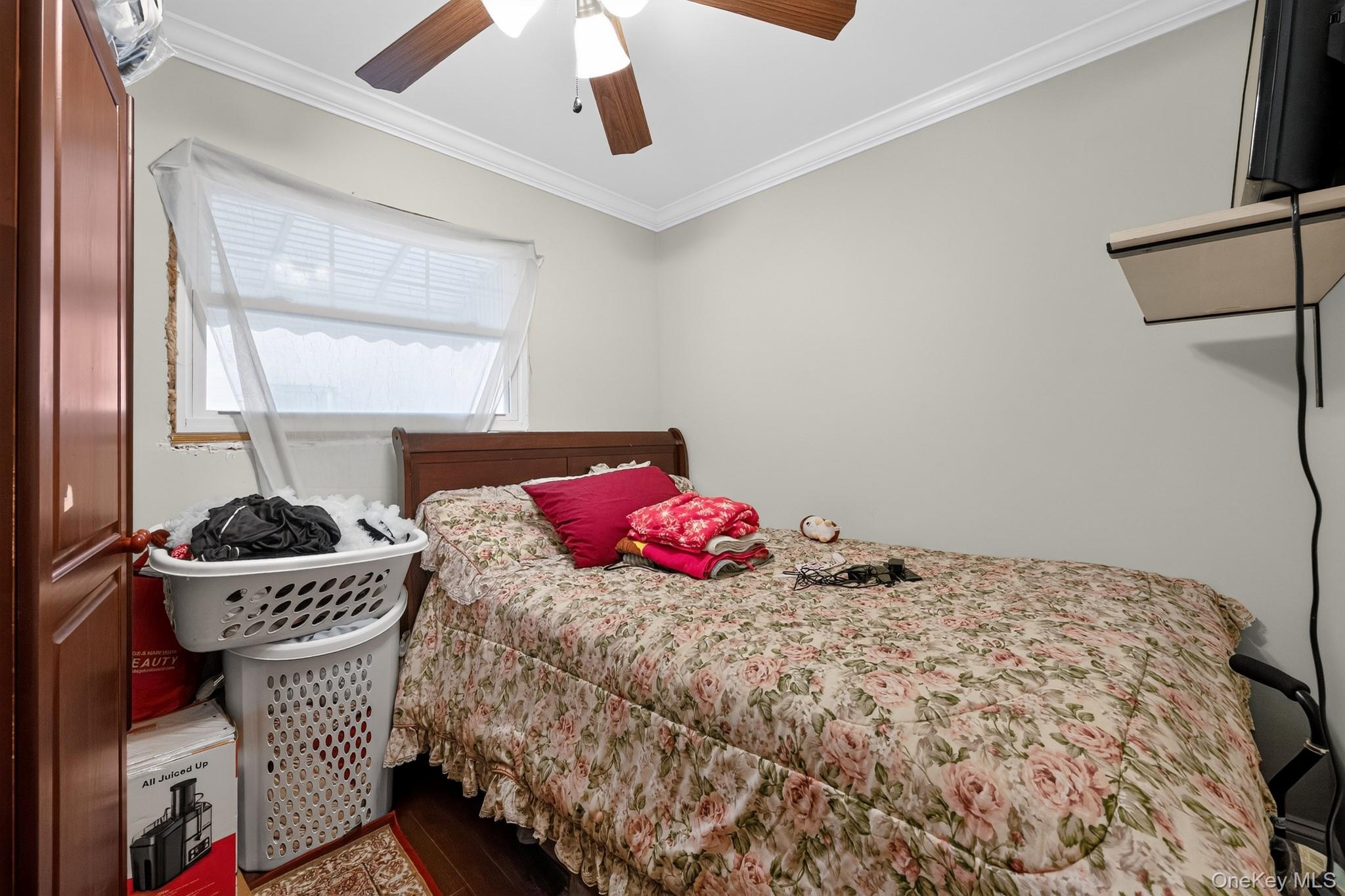 568 Autumn Avenue Property Photo 14