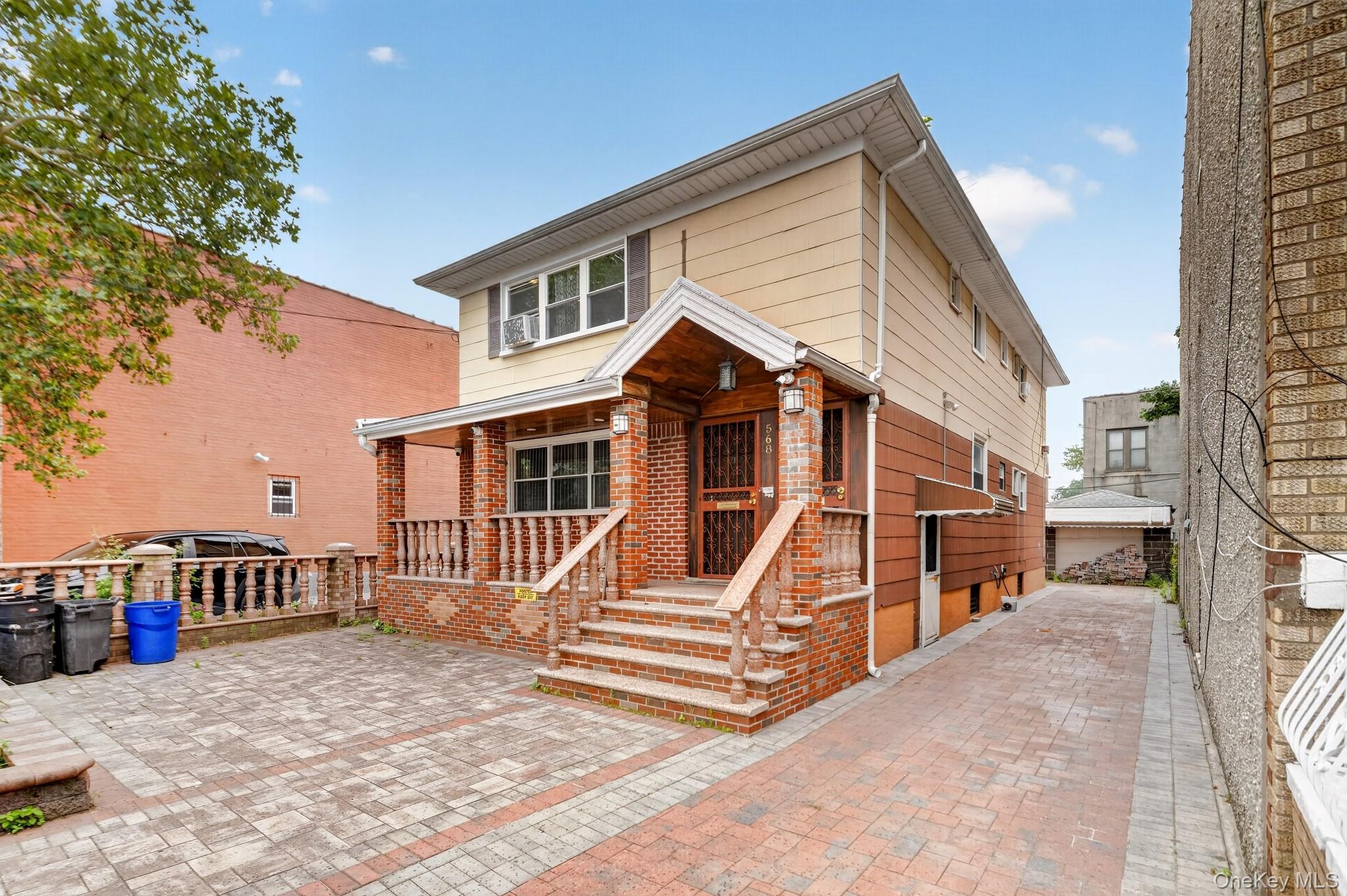 568 Autumn Avenue Property Photo 23