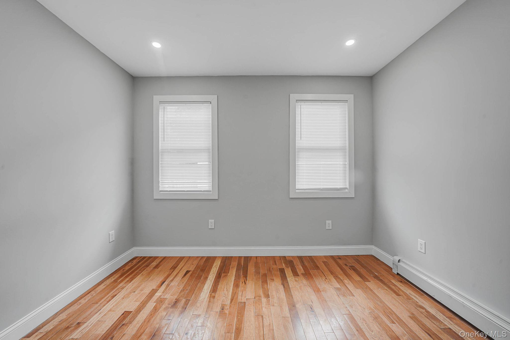 9217 92nd Street Property Photo 16
