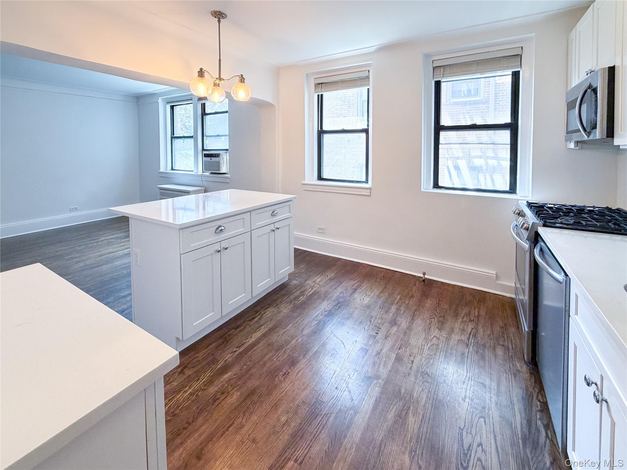 5 Greenridge Avenue B4 Property Photo 7