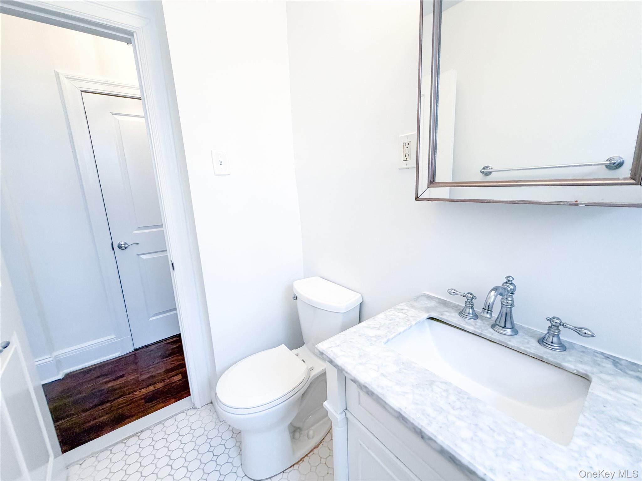 5 Greenridge Avenue B4 Property Photo 16