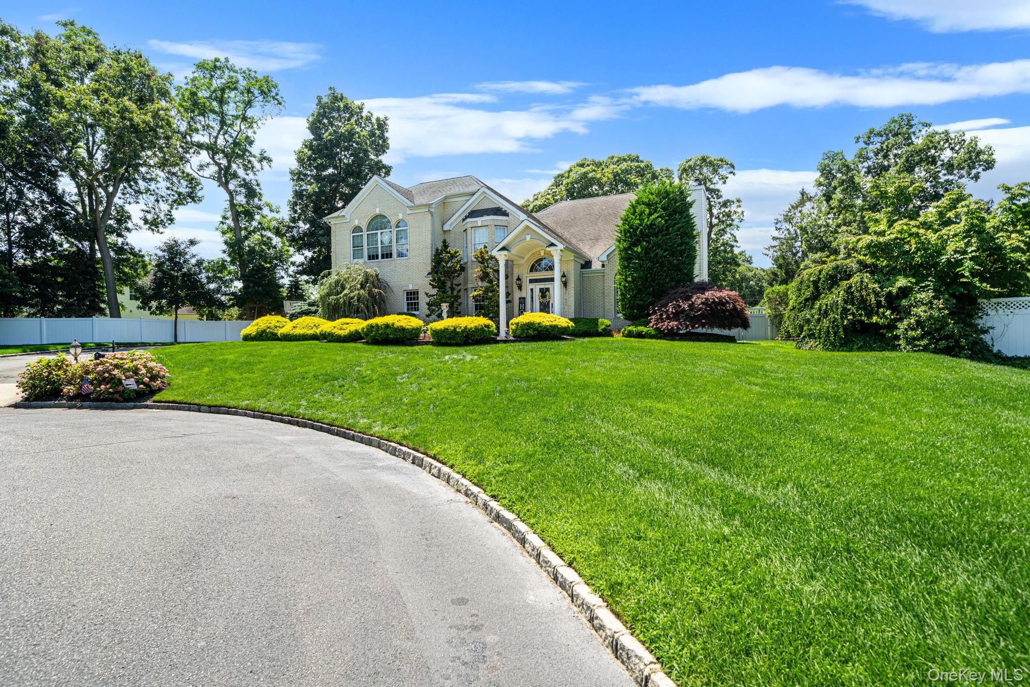 2 Hamilton Place Property Photo 3