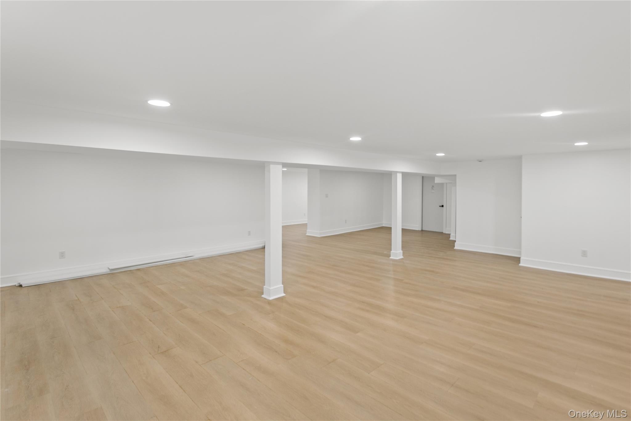 1222 Powell Avenue Property Photo 39