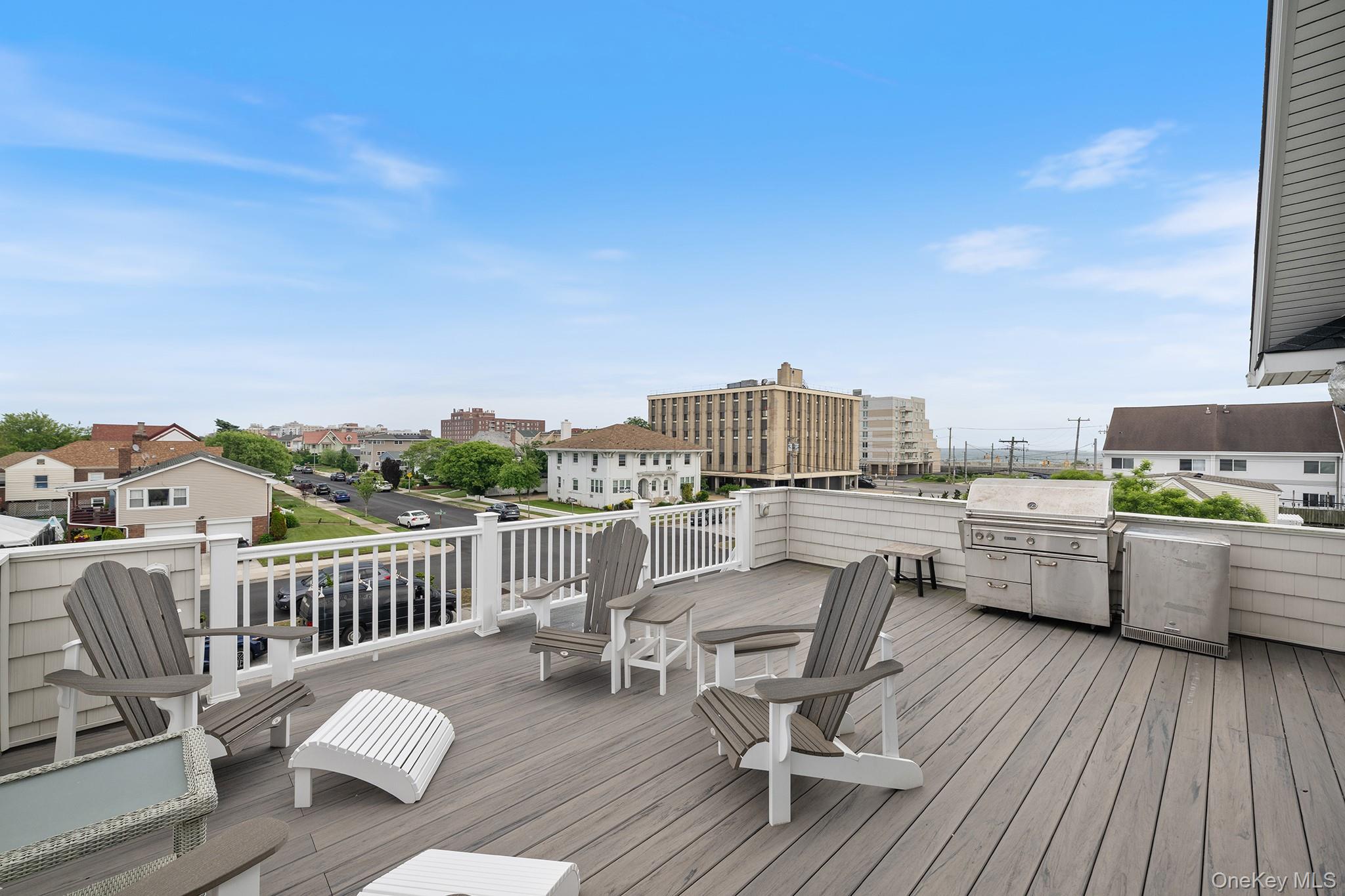 157 Washington Boulevard Property Photo 27