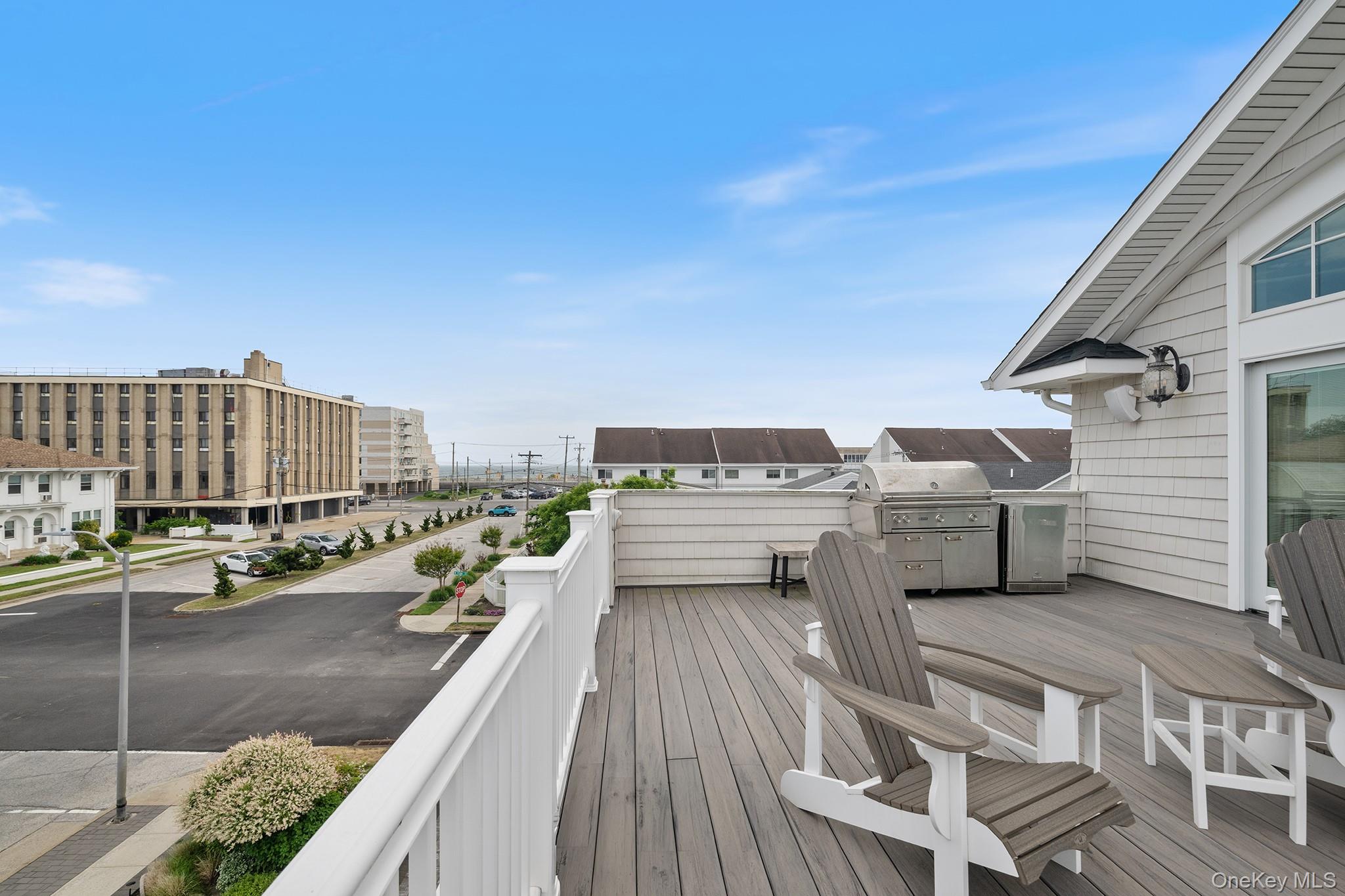 157 Washington Boulevard Property Photo 28