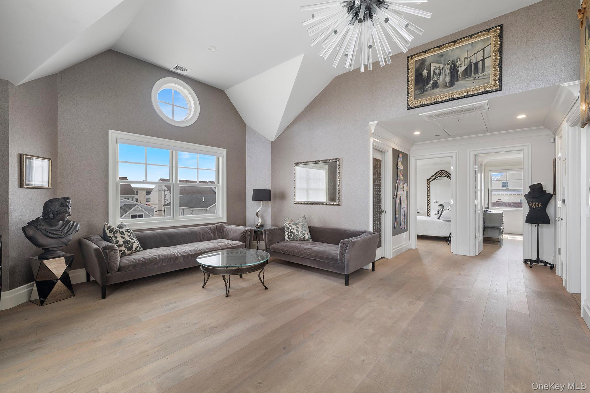 157 Washington Boulevard Property Photo 31