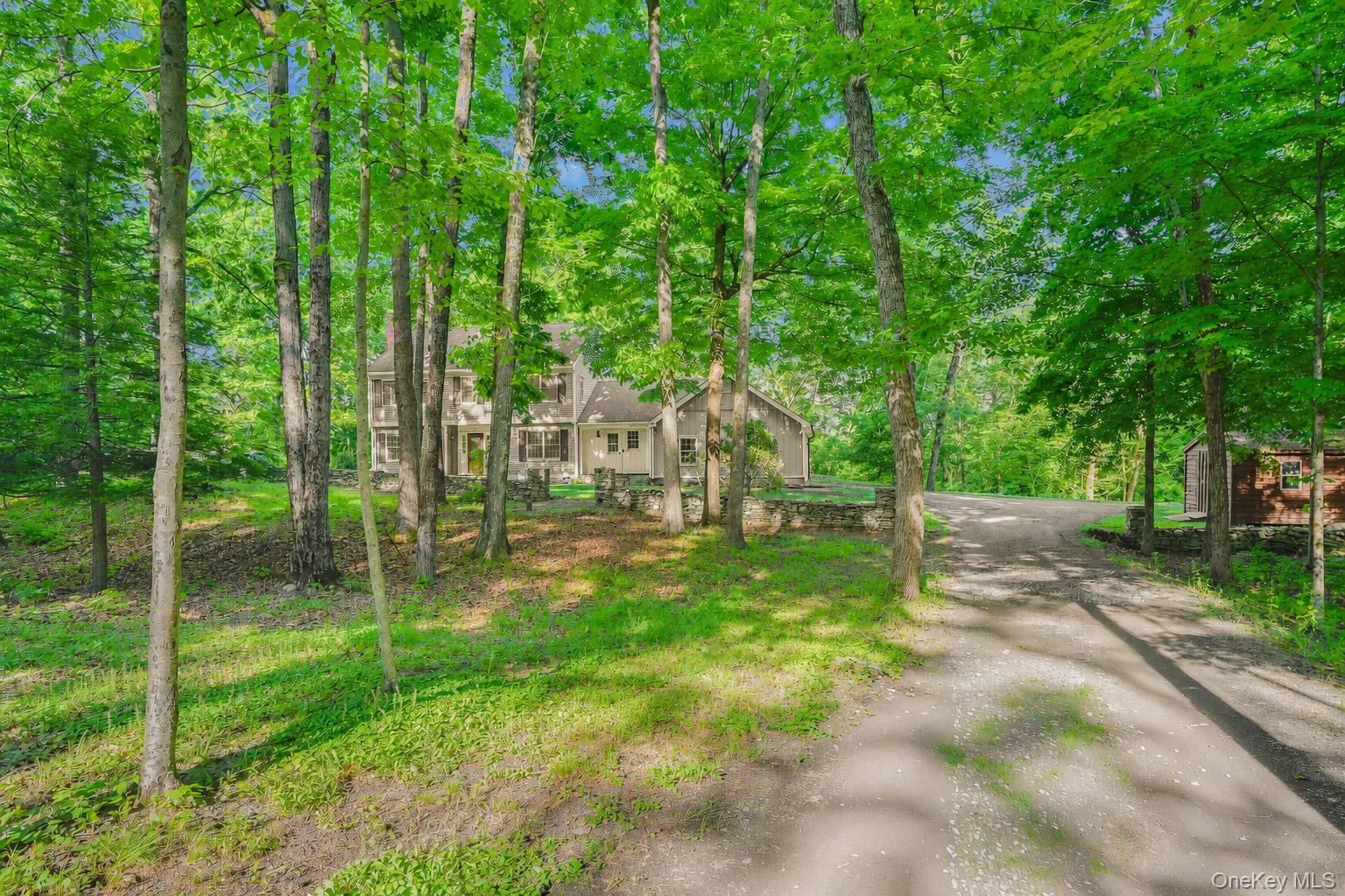 34 Contour Lane Property Photo 5