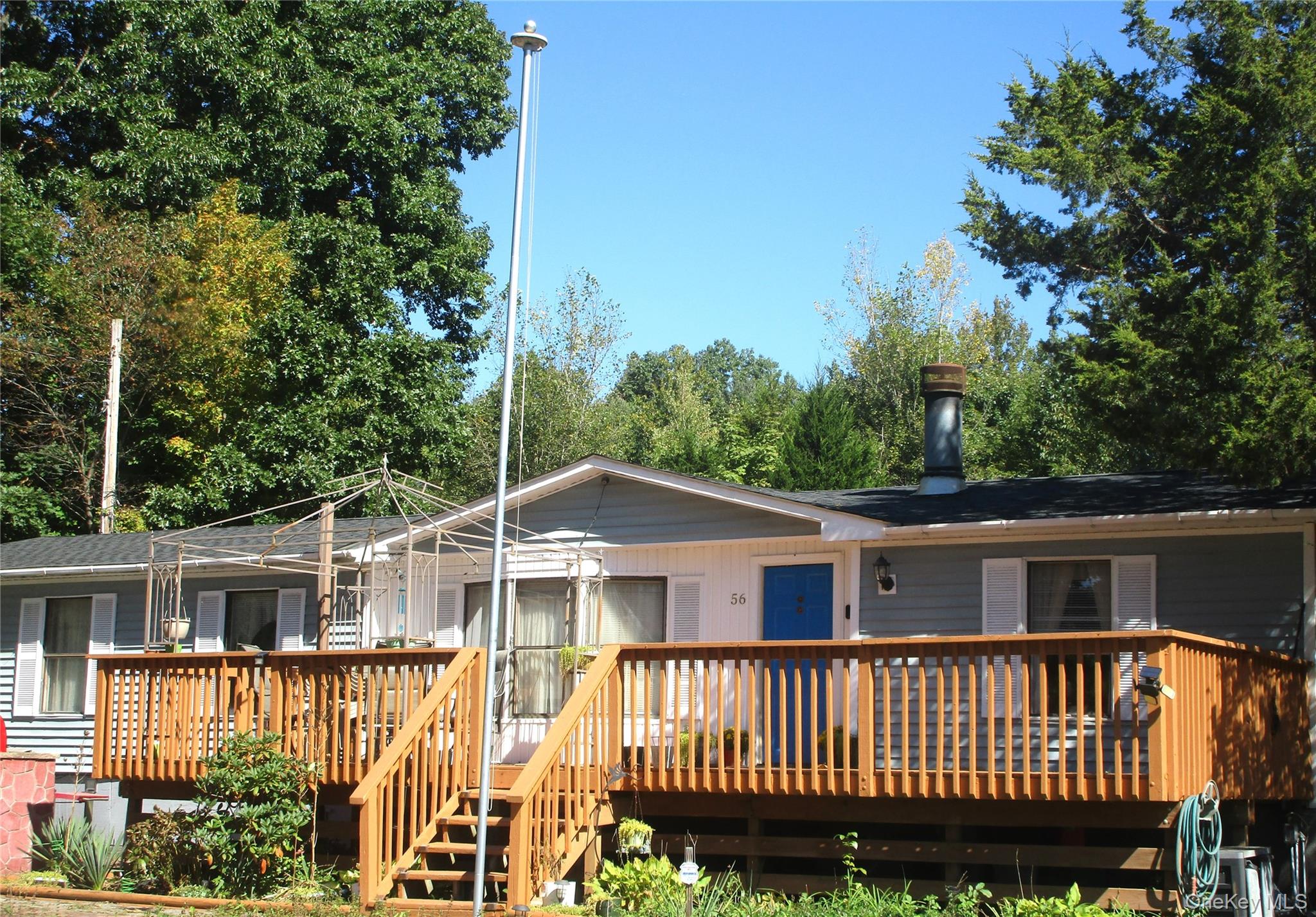 56 Sleepy Hollow Road Property Photo 1