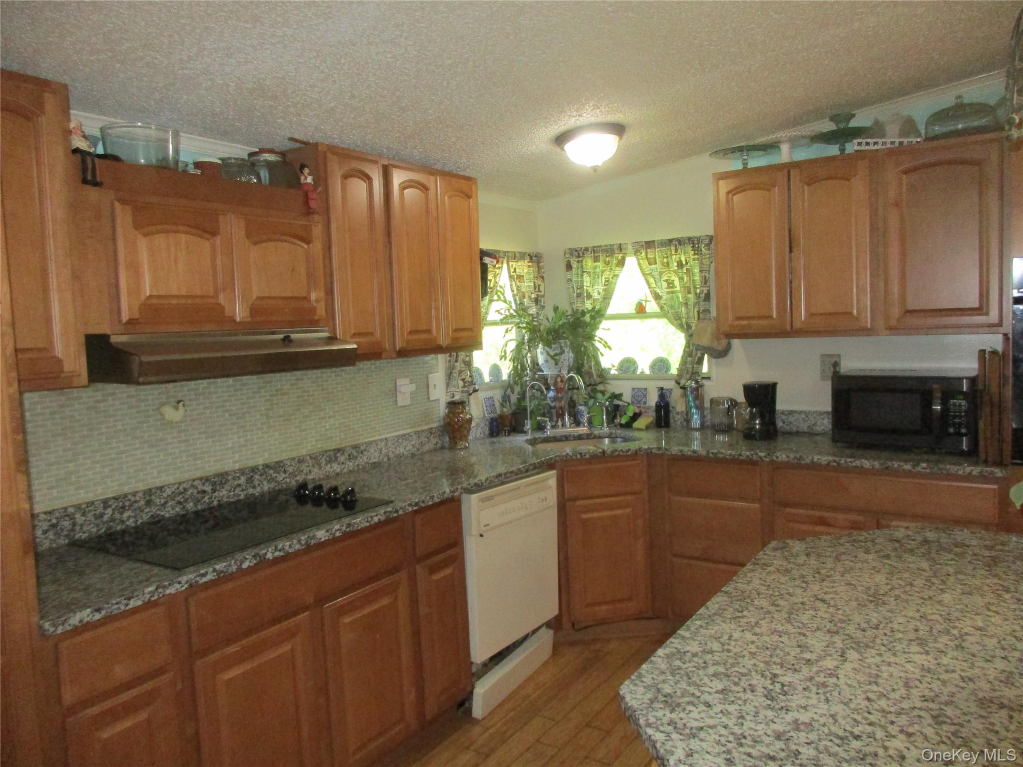 56 Sleepy Hollow Road Property Photo 9