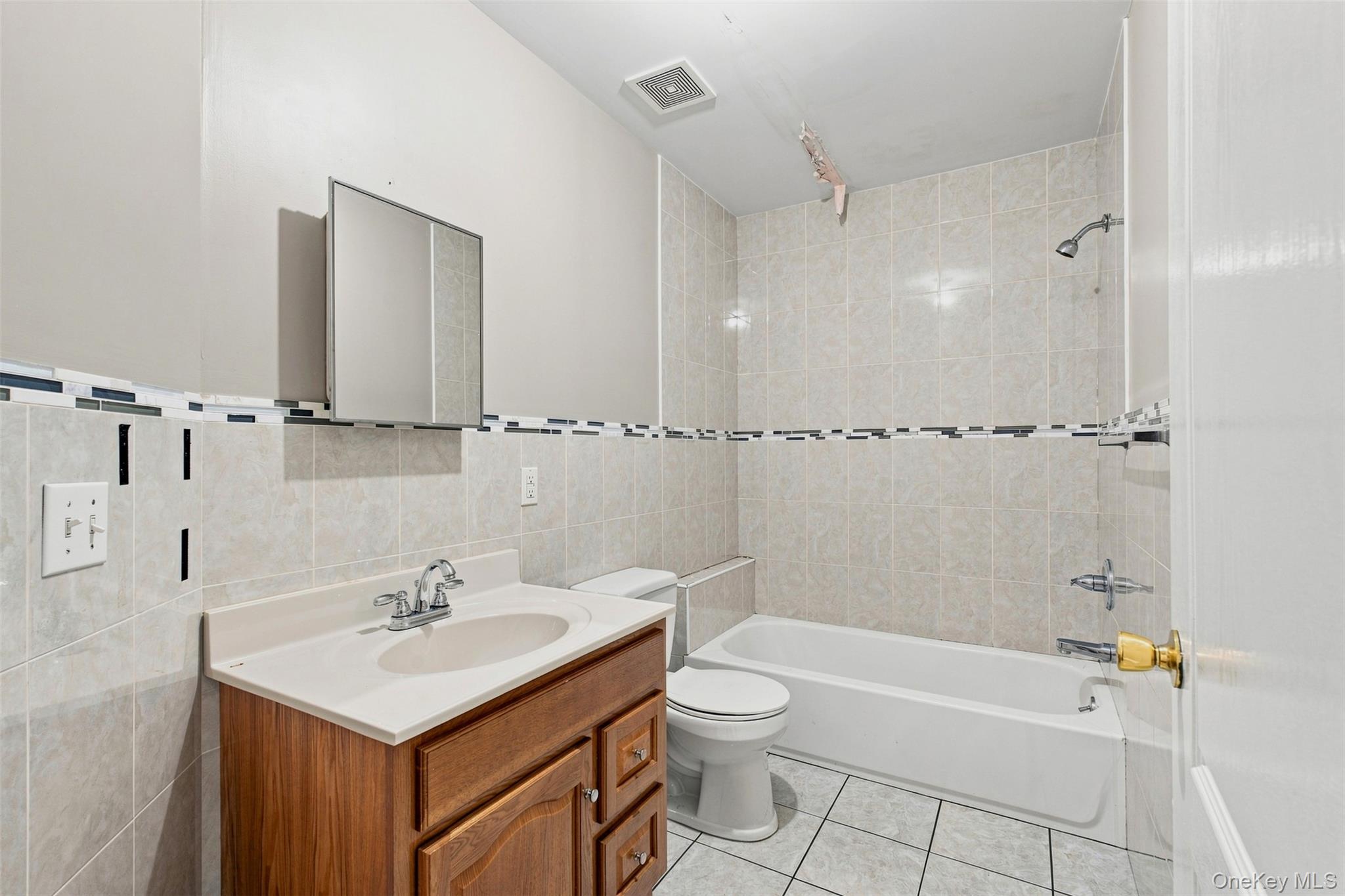 7 Elm Street 112 Property Photo 19