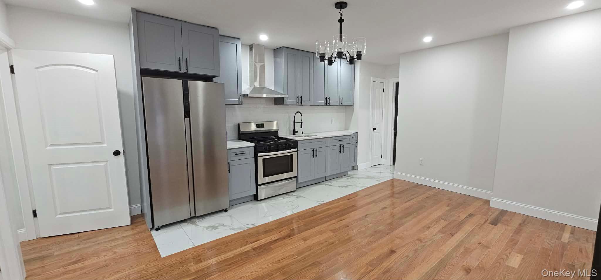 11735 133rd Street Property Photo 3