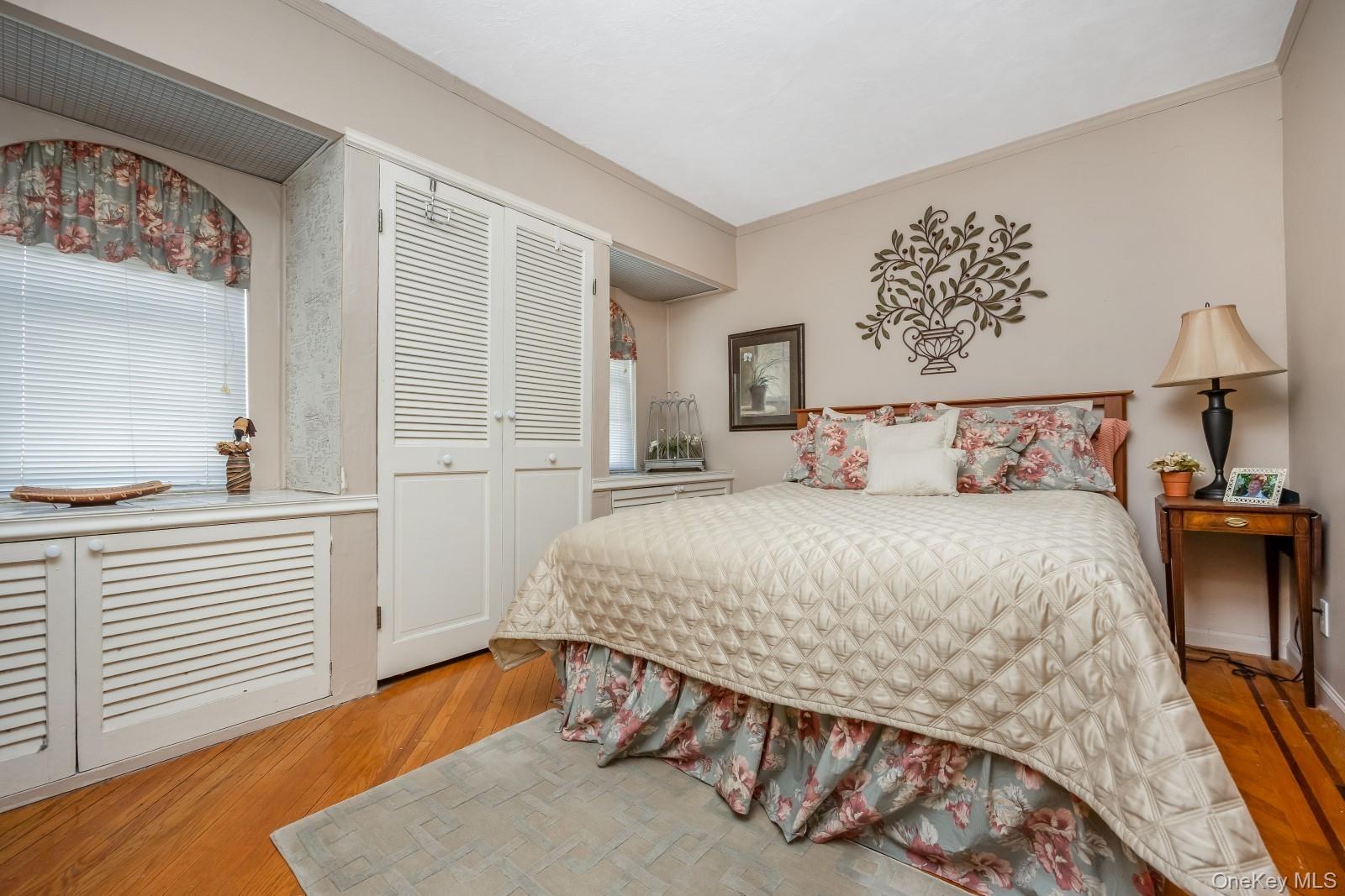 65-30 78th Street Property Photo 14