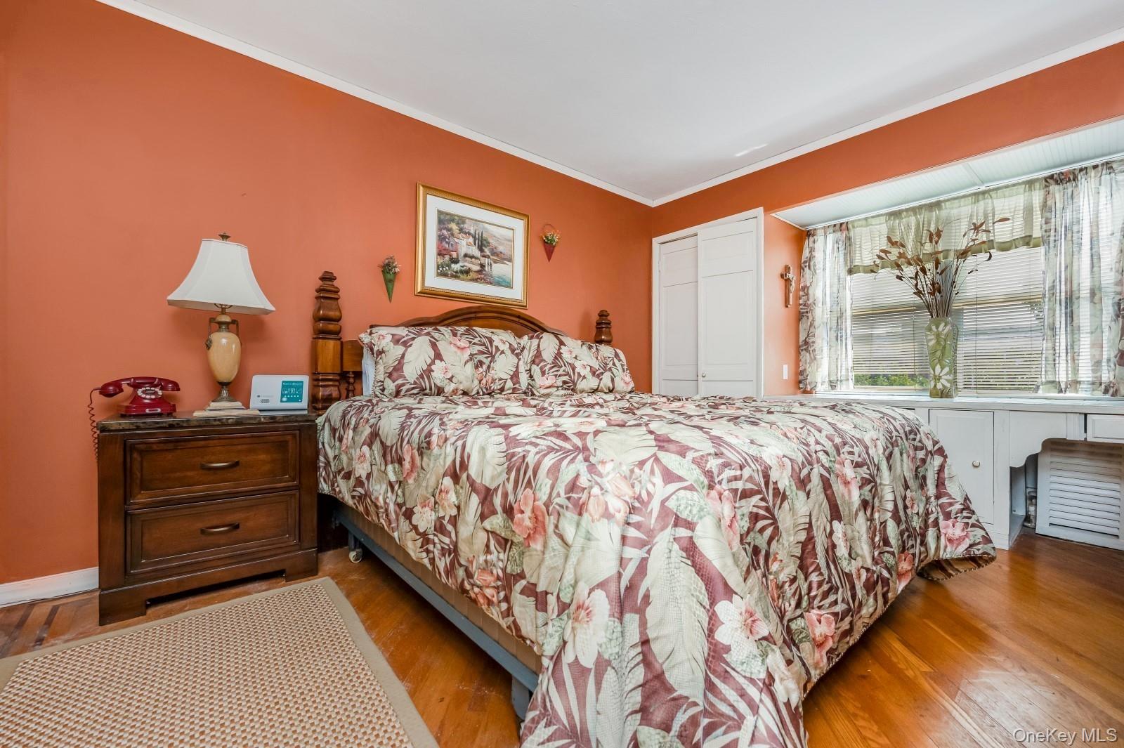 65-30 78th Street Property Photo 15