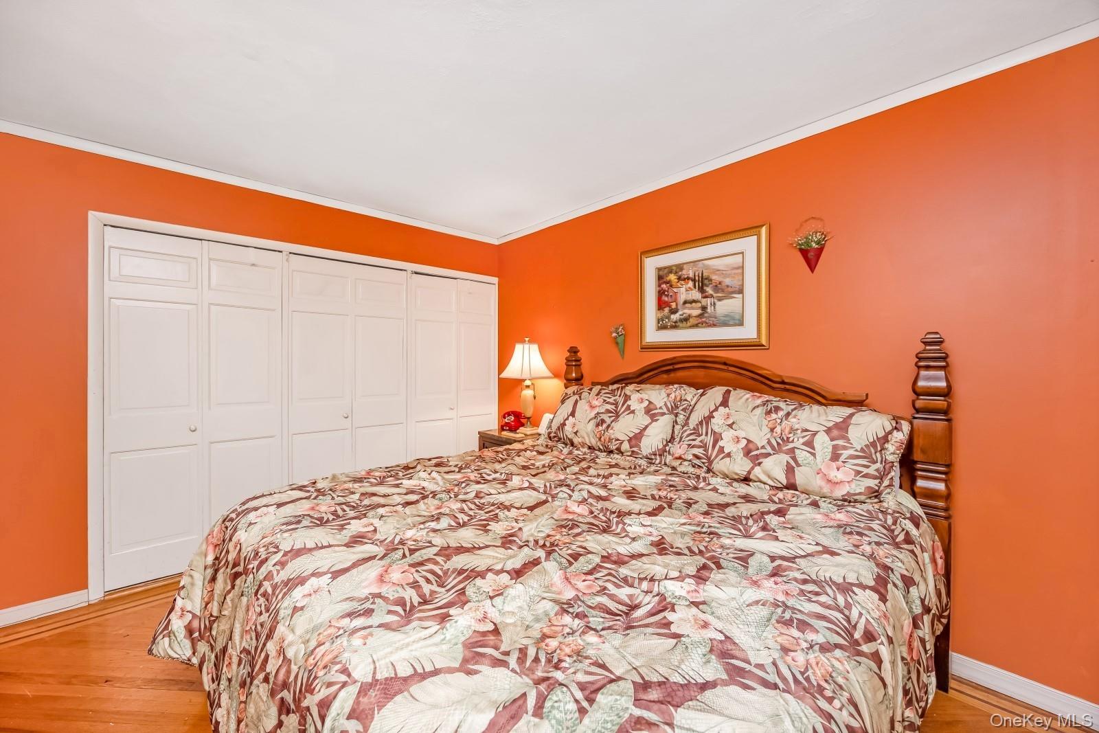 65-30 78th Street Property Photo 16