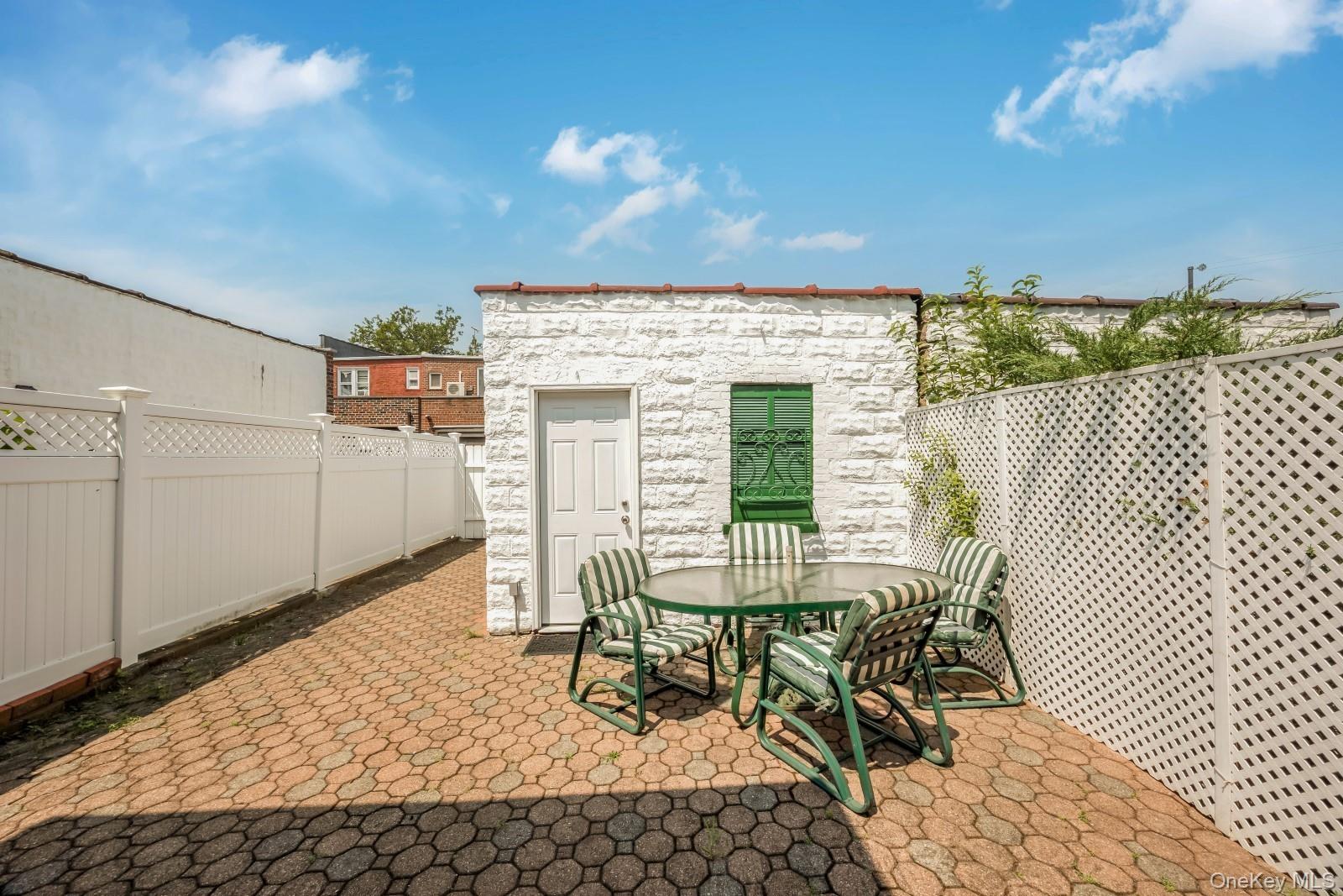 65-30 78th Street Property Photo 25