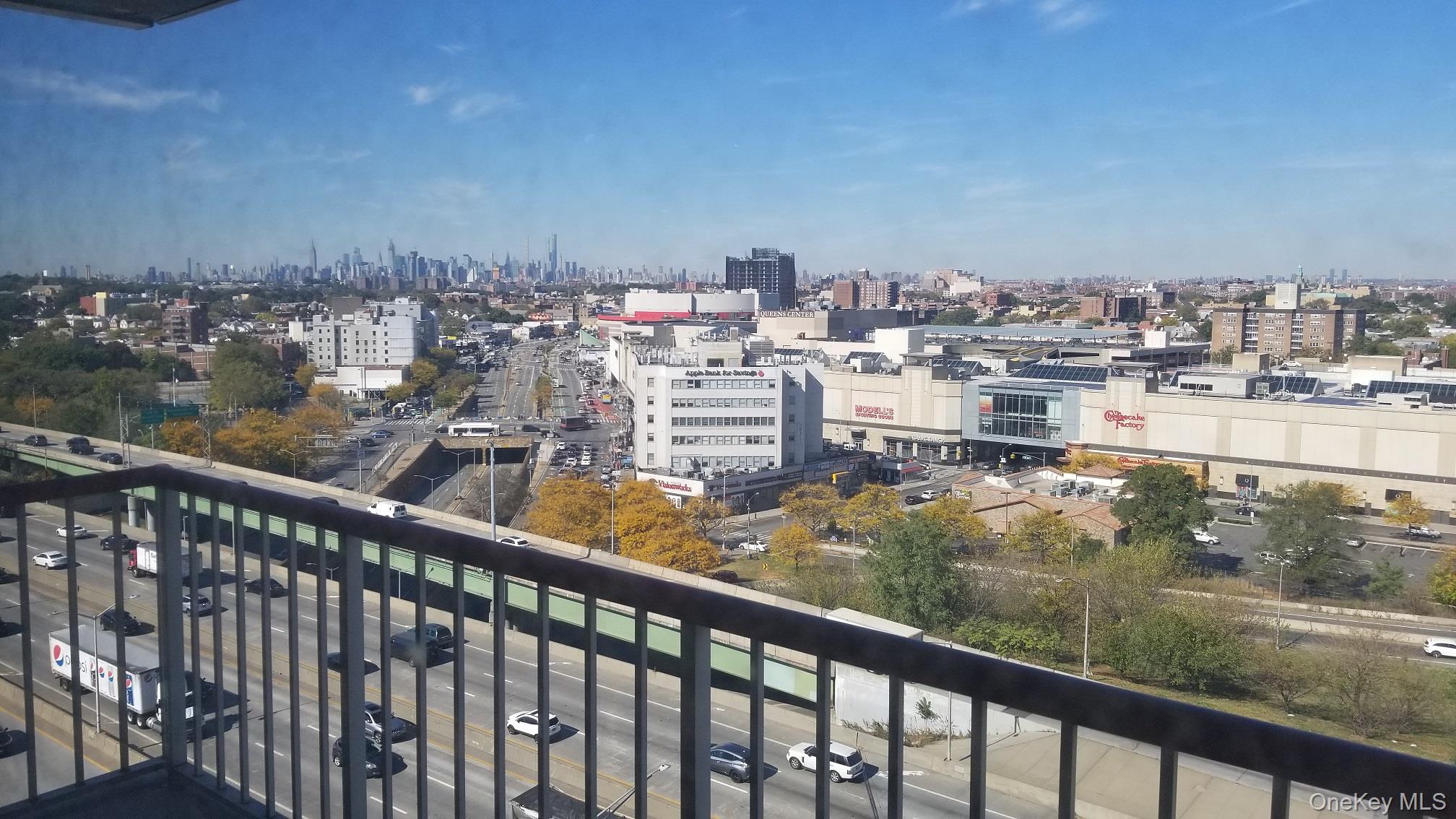 92-29 Queens Boulevard 16h Property Photo 4