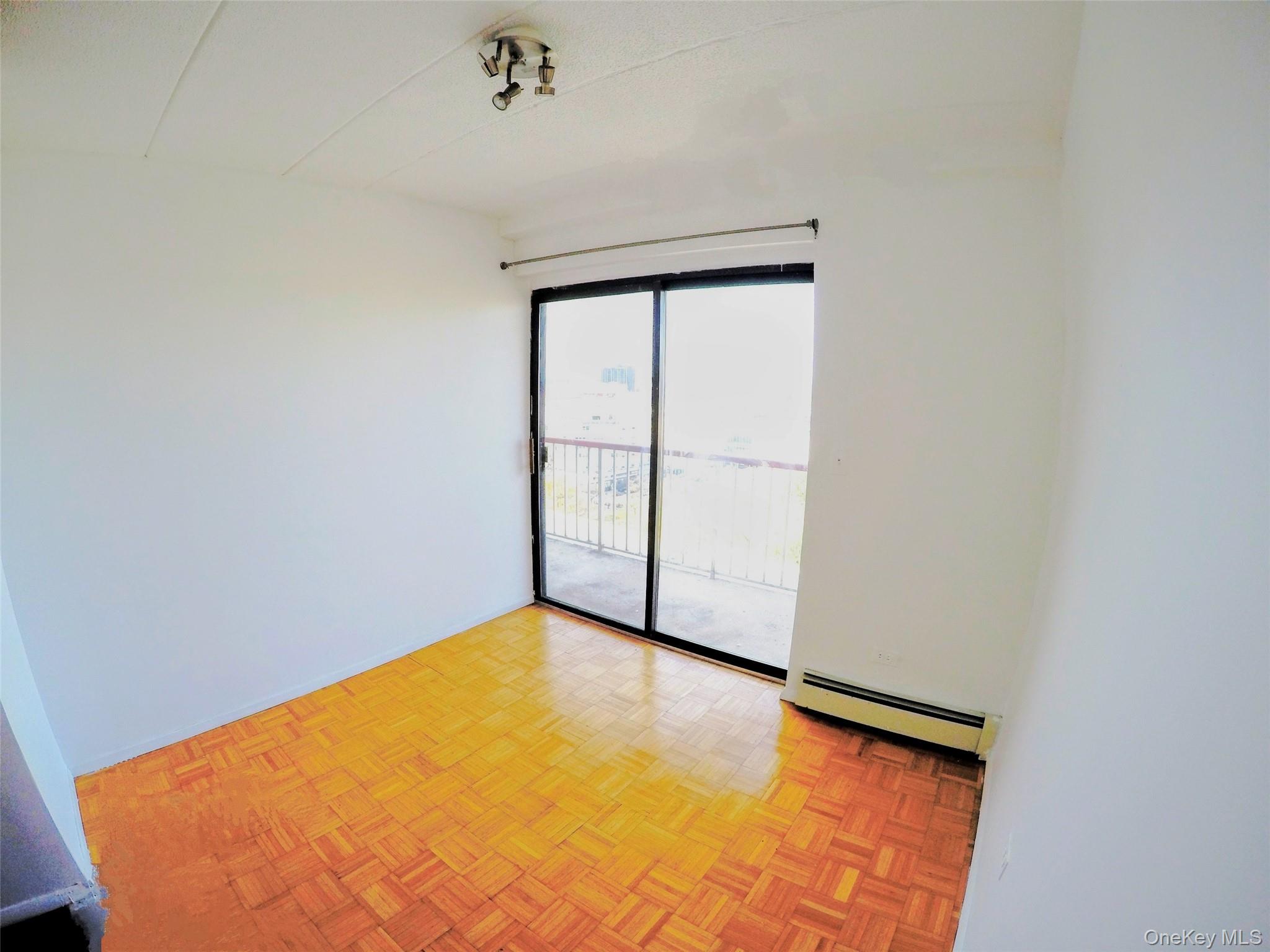 92-29 Queens Boulevard 16h Property Photo 15