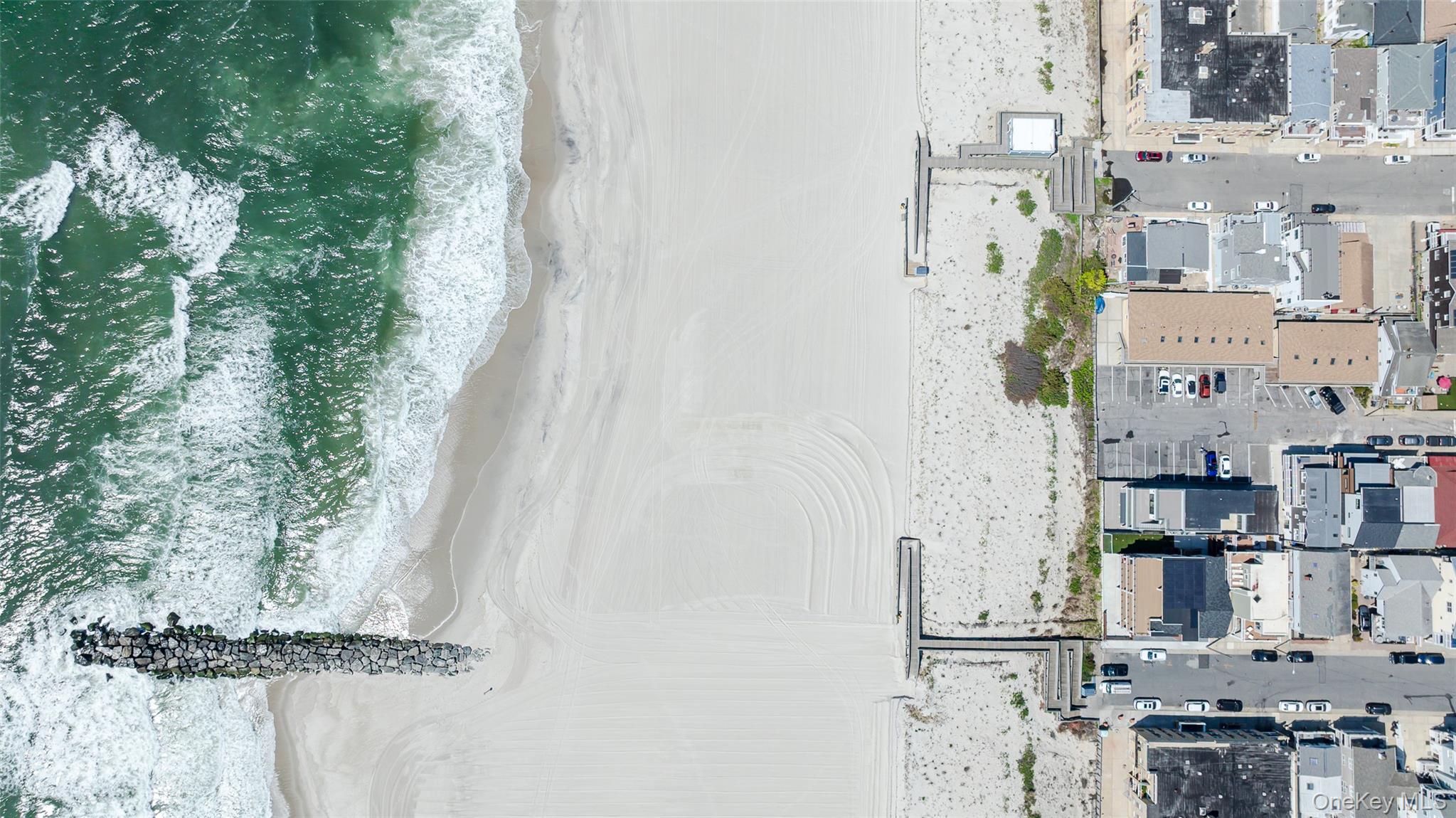 979 Oceanfront 11 Property Photo 24