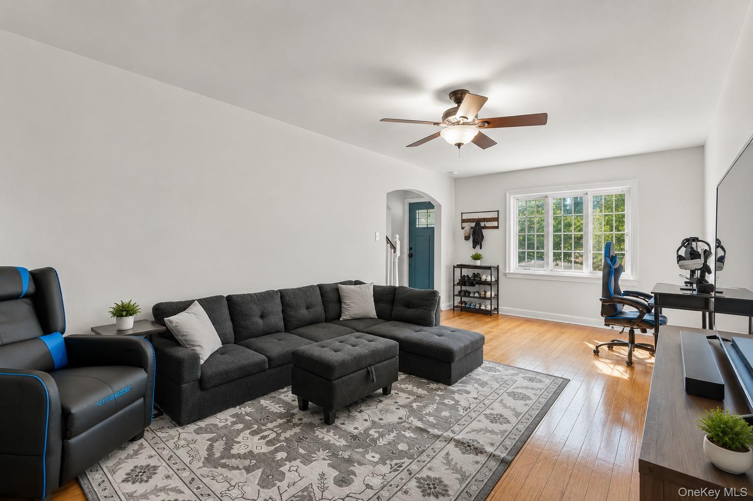 2 Meadow Lane Property Photo 9